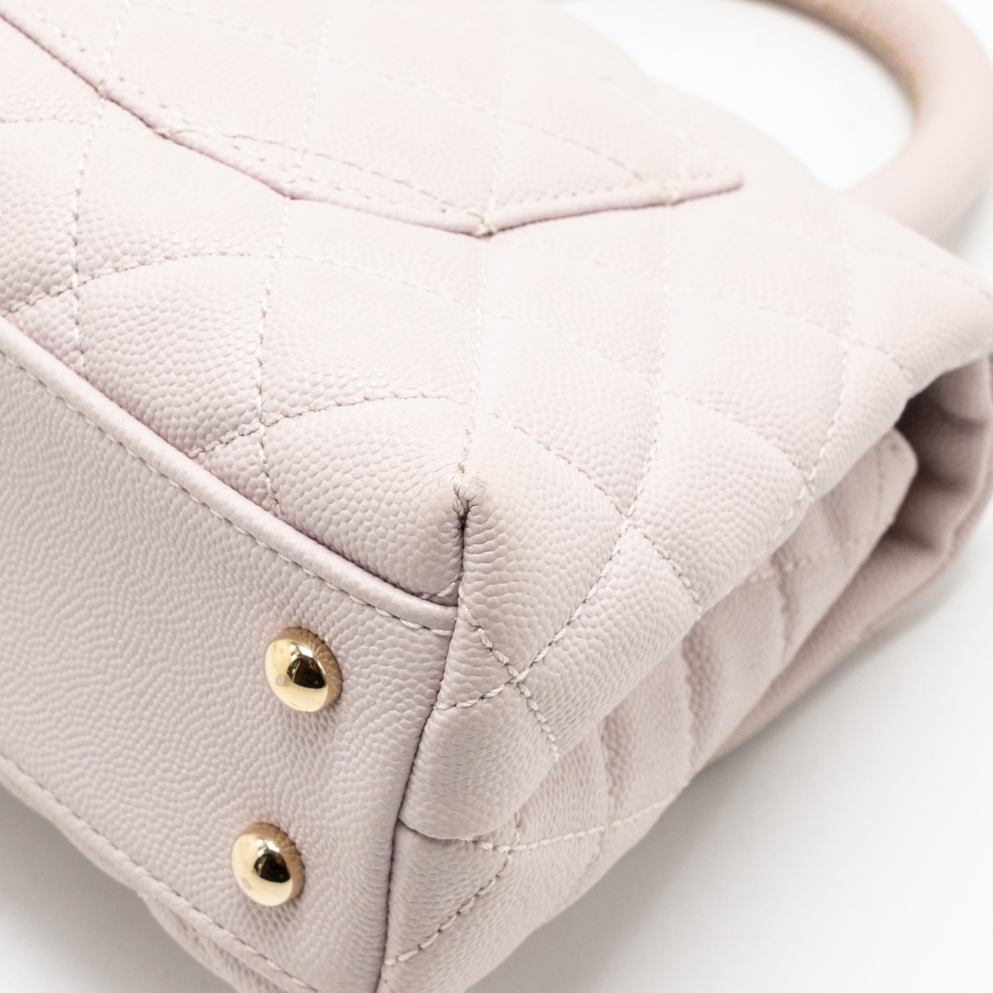 chanel-small-coco-handle-caviar-lilac-lghw