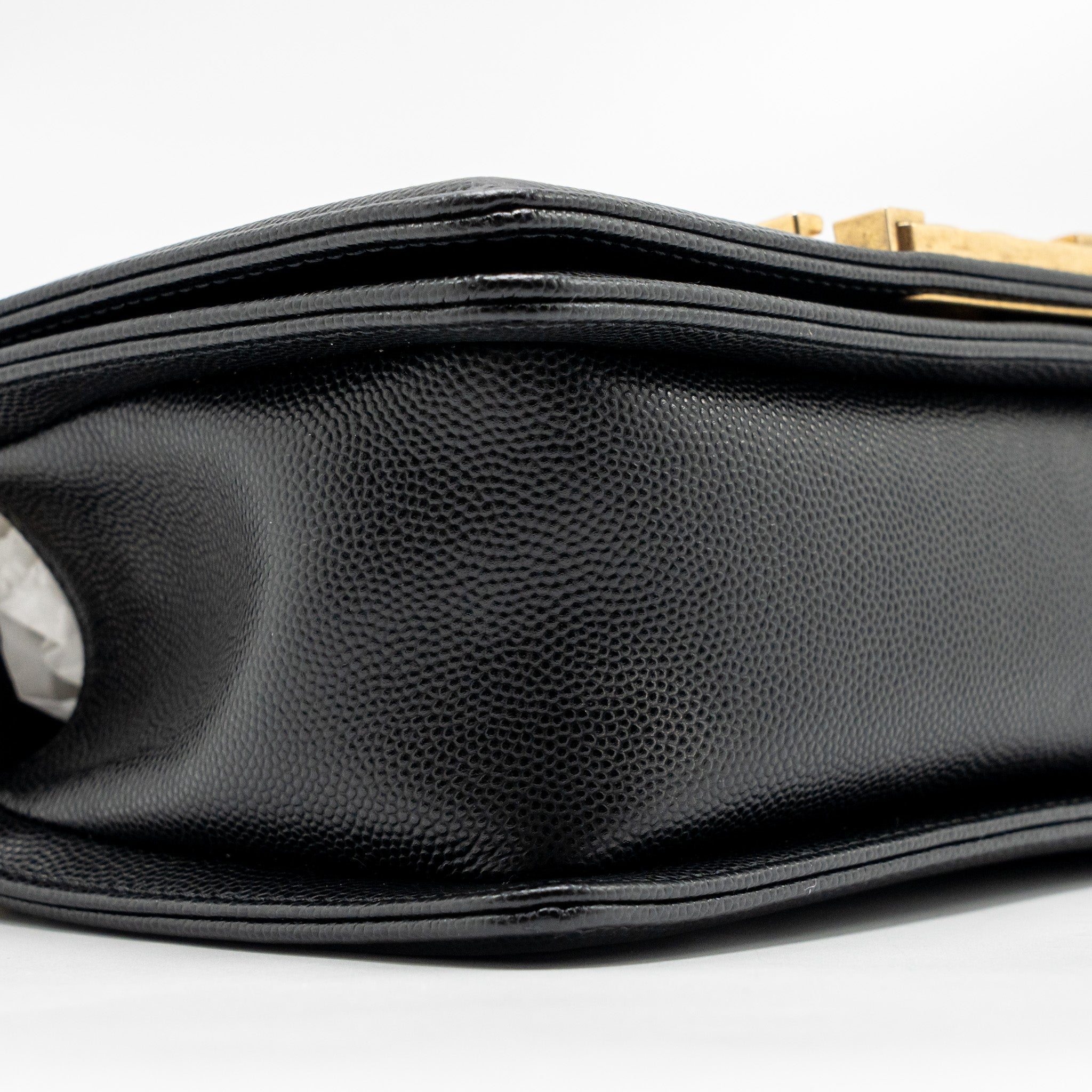 chanel-small-boy-bag-caviar-black-ghw-microchip-4