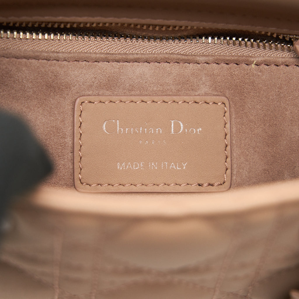 christian-dior-mini-dior-ultra-matte-blush-pink-phw
