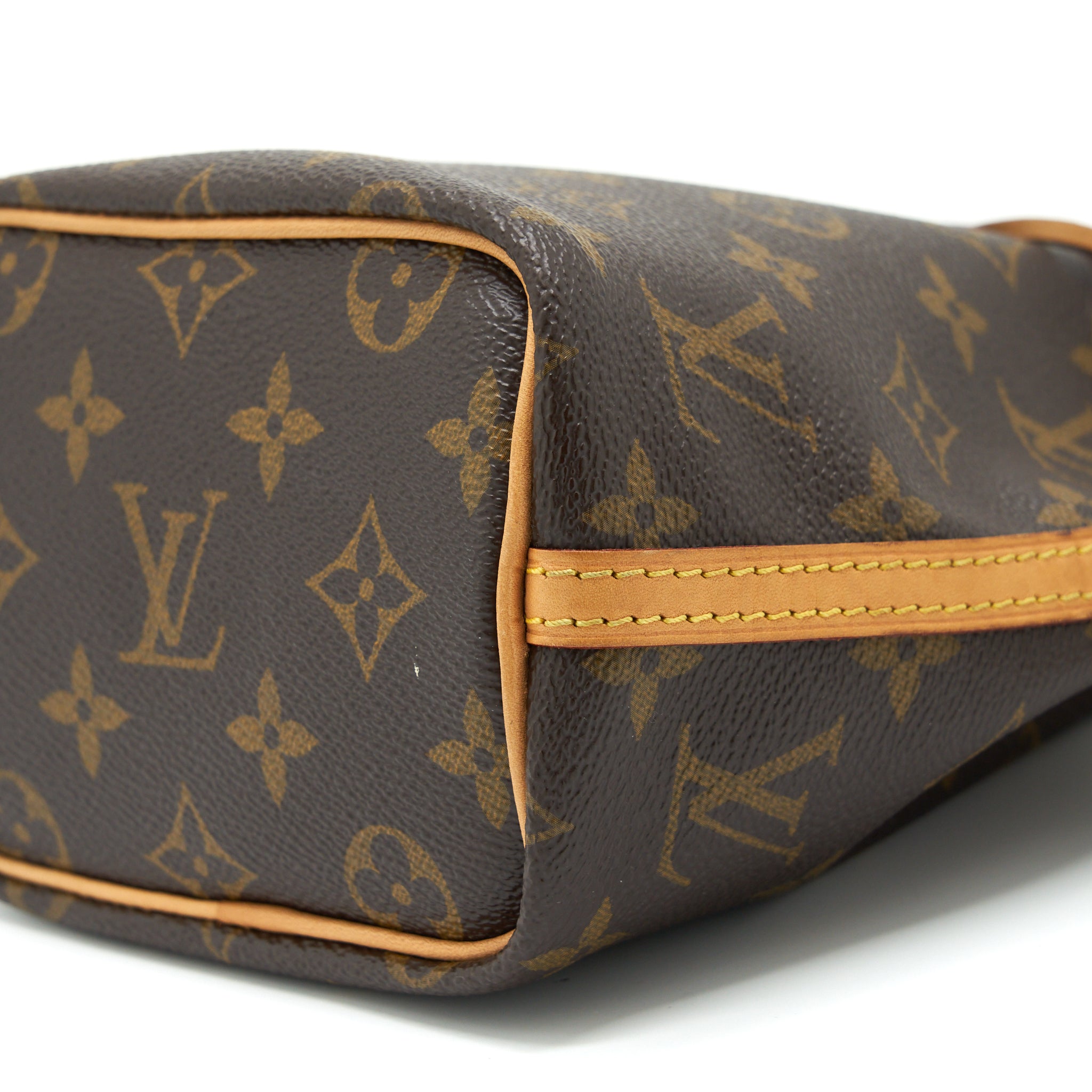 louis-vuitton-nano-noe-monogram-canvas-ghw-2