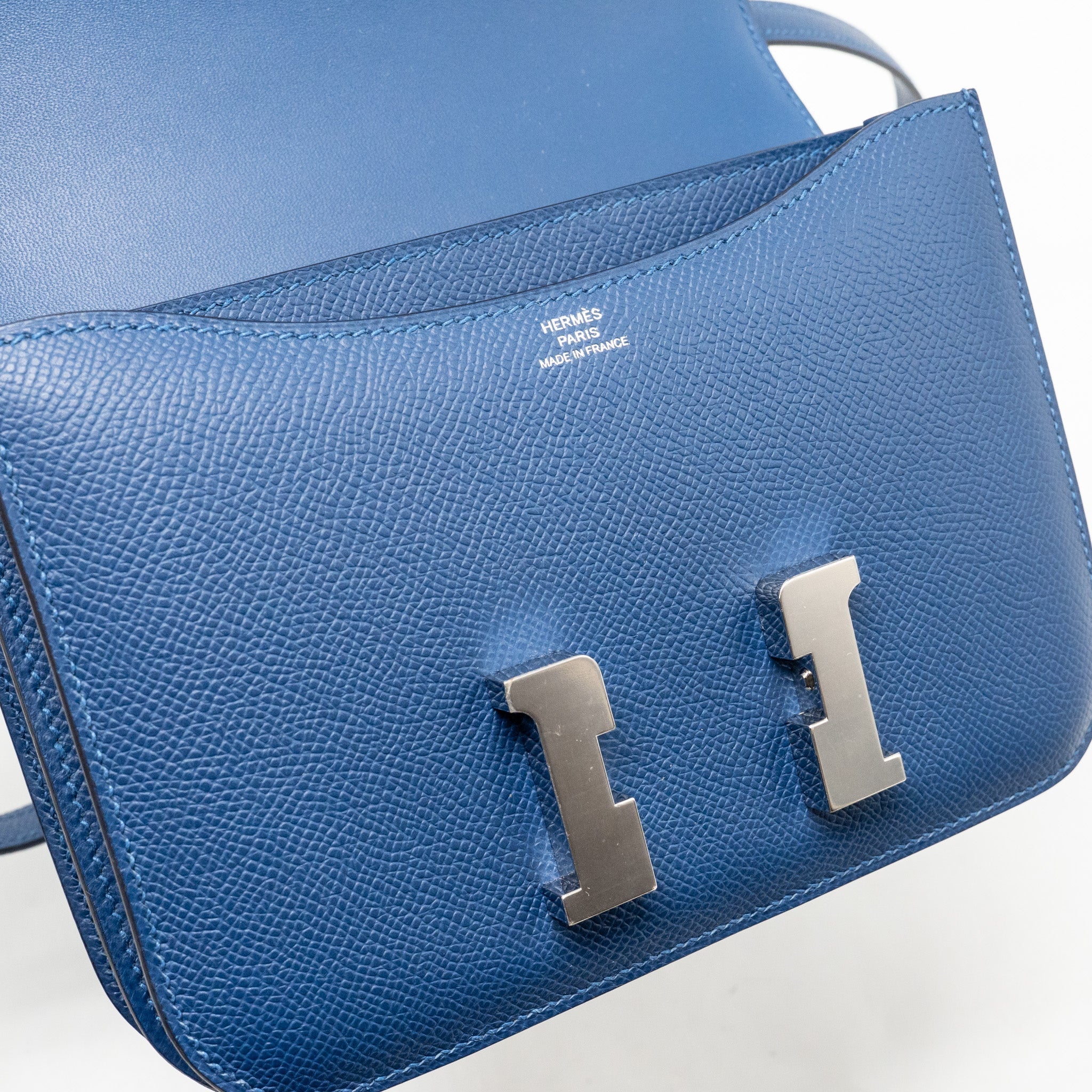 hermes-mini-constance-epsom-p5-bleu-tie-shw-stamp-k-copy
