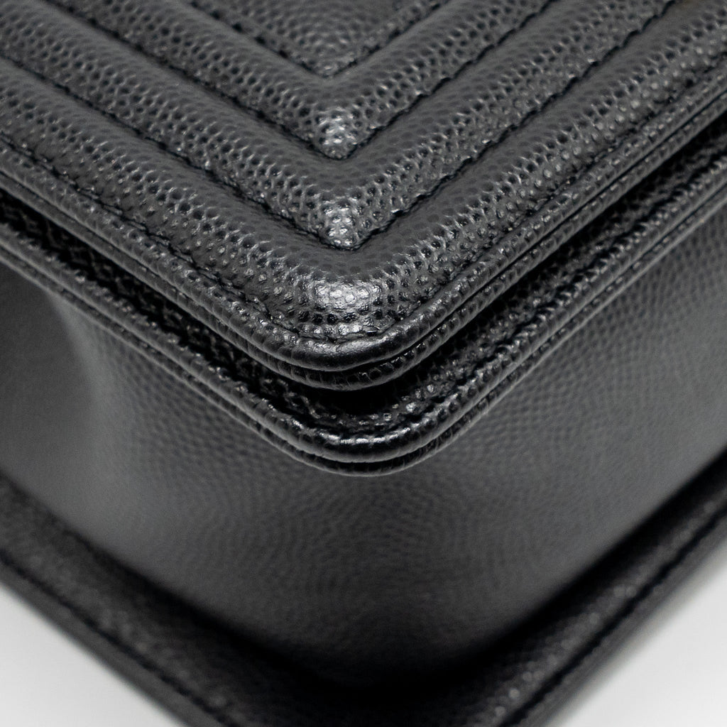chanel-small-boy-bag-caviar-black-ghw-microchip-4