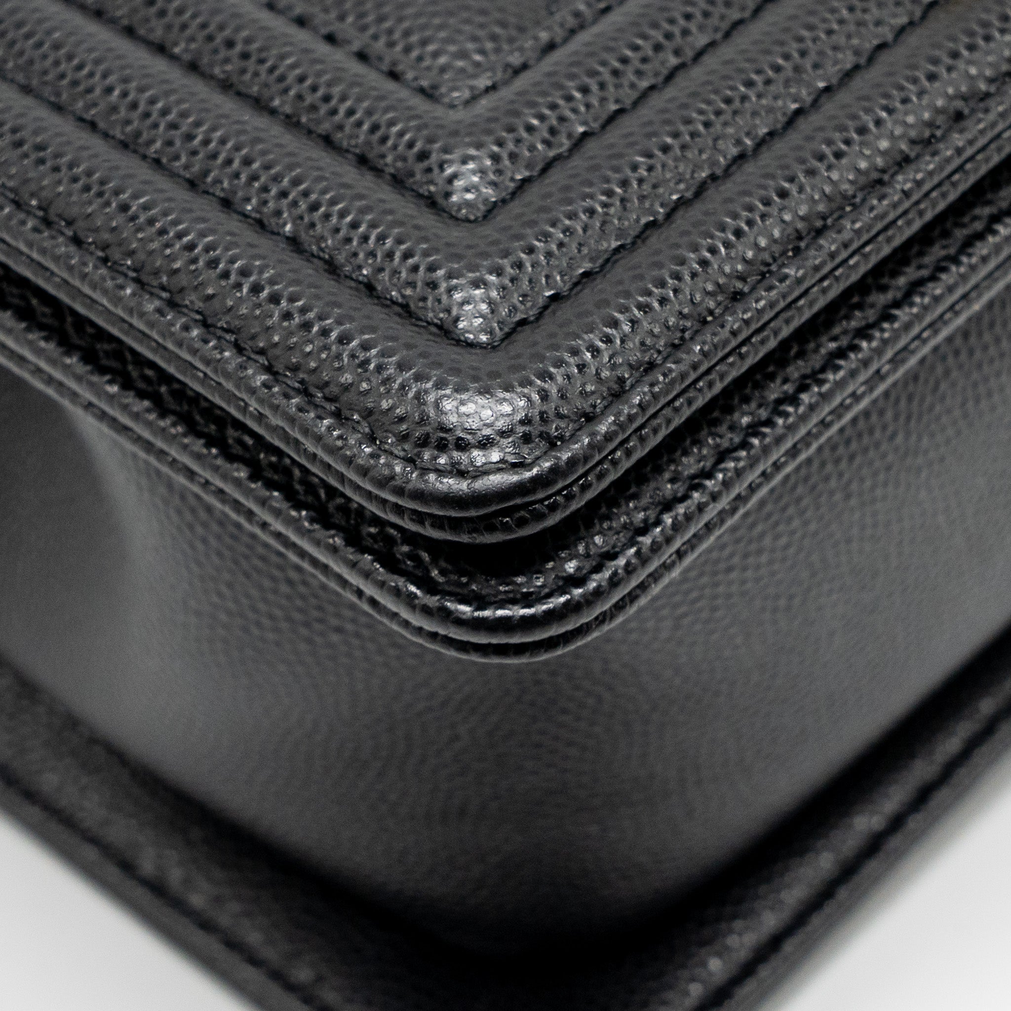 chanel-small-boy-bag-caviar-black-ghw-microchip-4