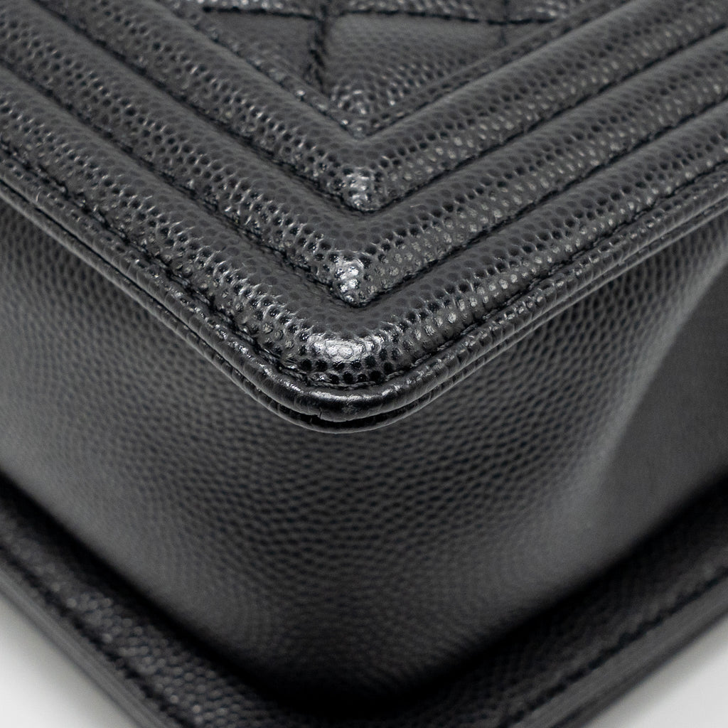 chanel-small-boy-bag-caviar-black-ghw-microchip-4