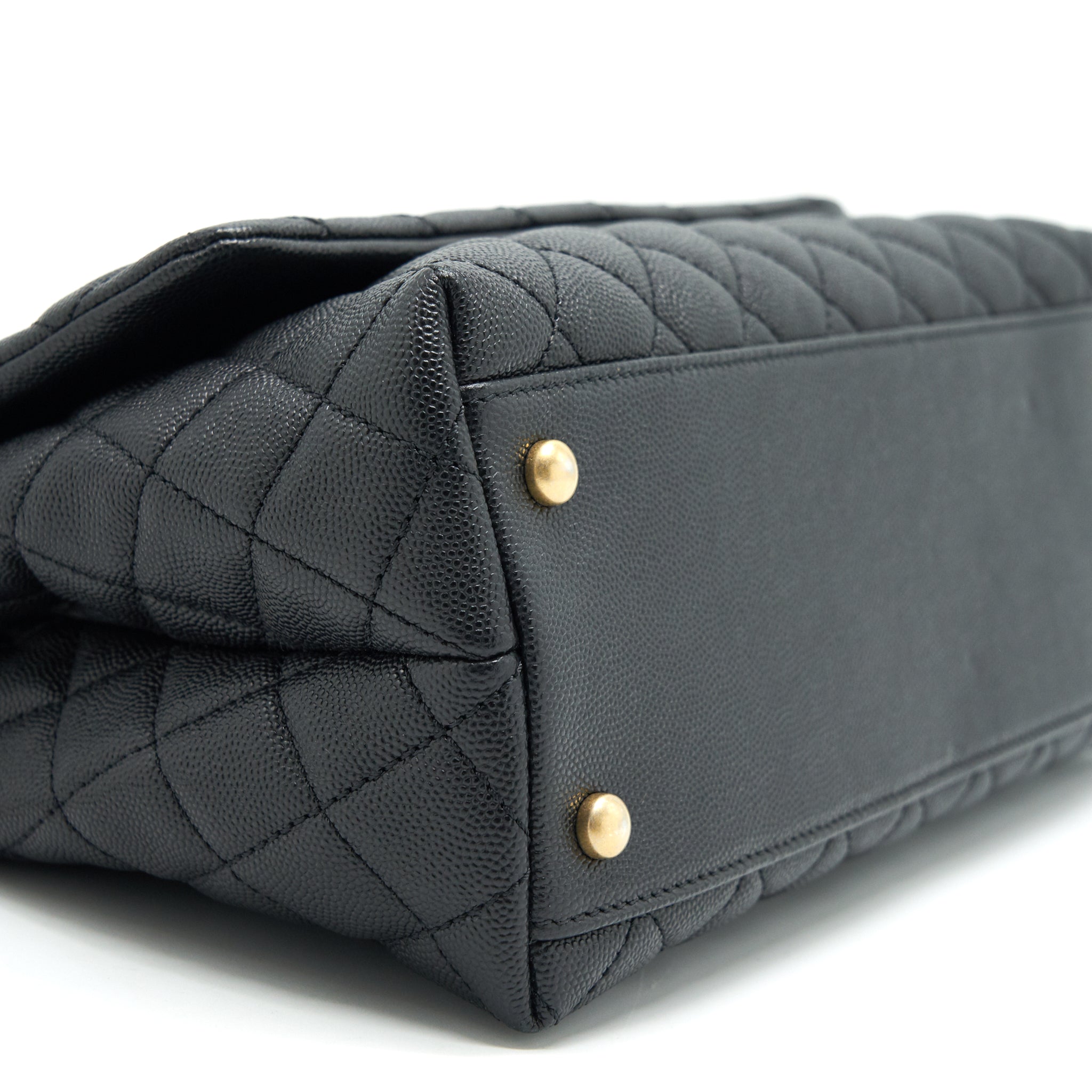 chanel-coco-handle-with-python-handle-1