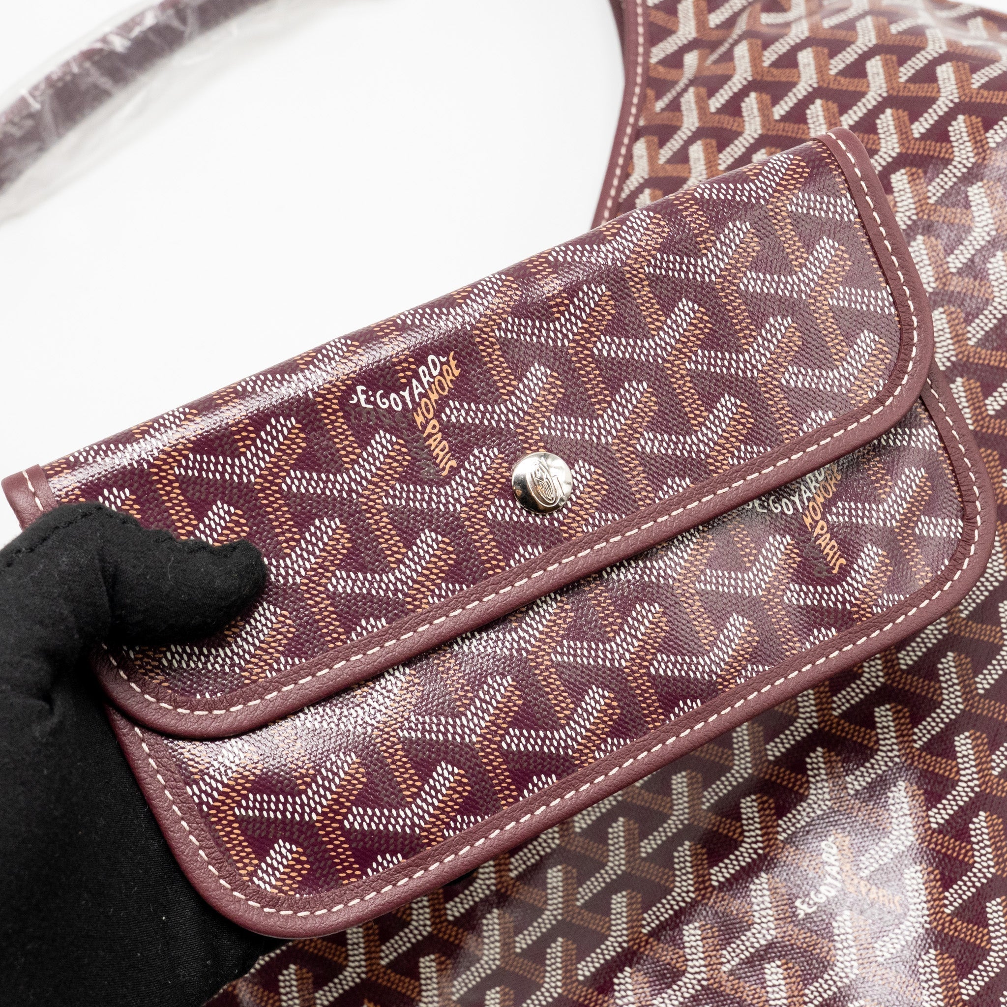 goyard-boheme-hobo-pm-bag-goyardine-canvas-calfskin-burgundy-shw