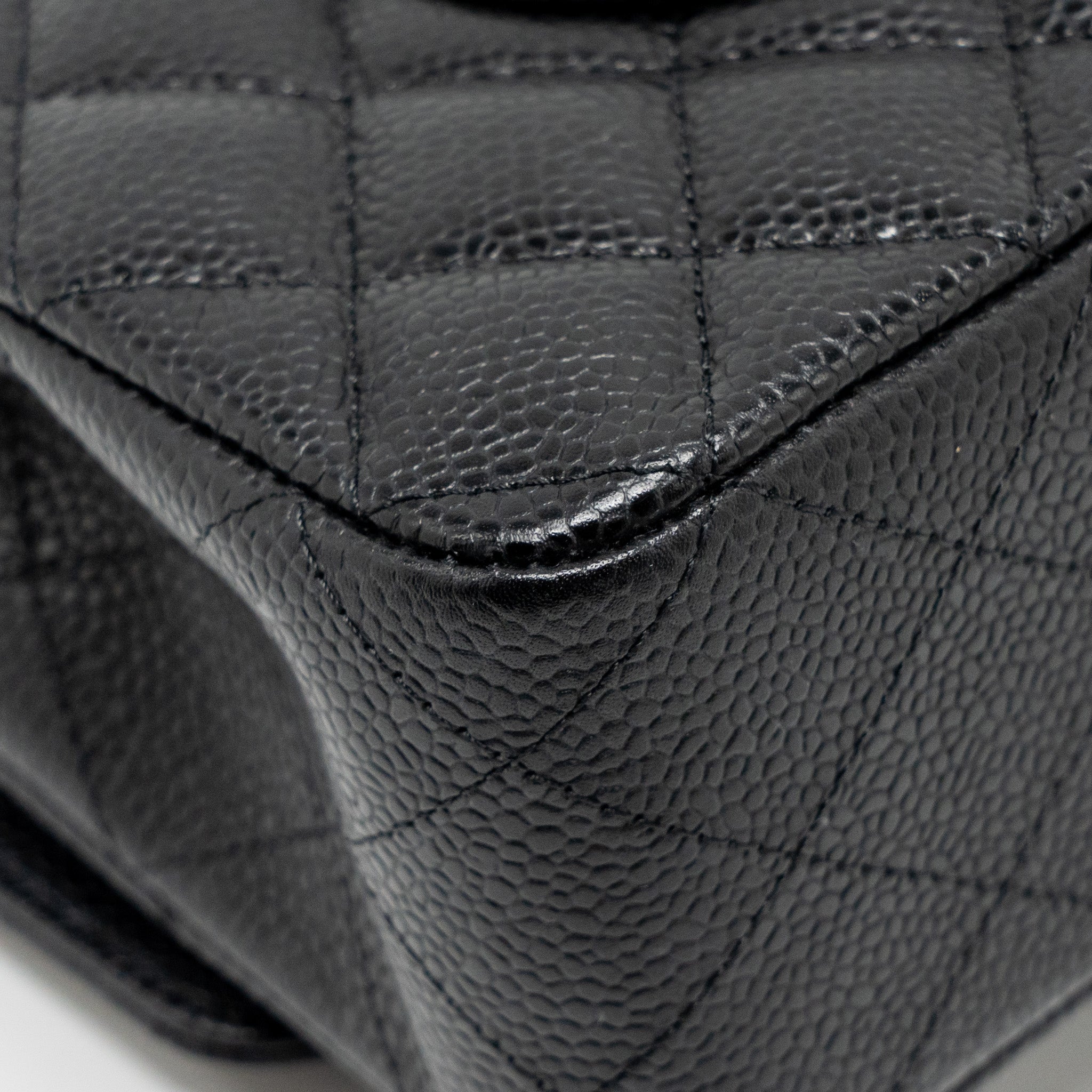 chanel-medium-classic-double-flap-bag-caviar-black-ghw-27