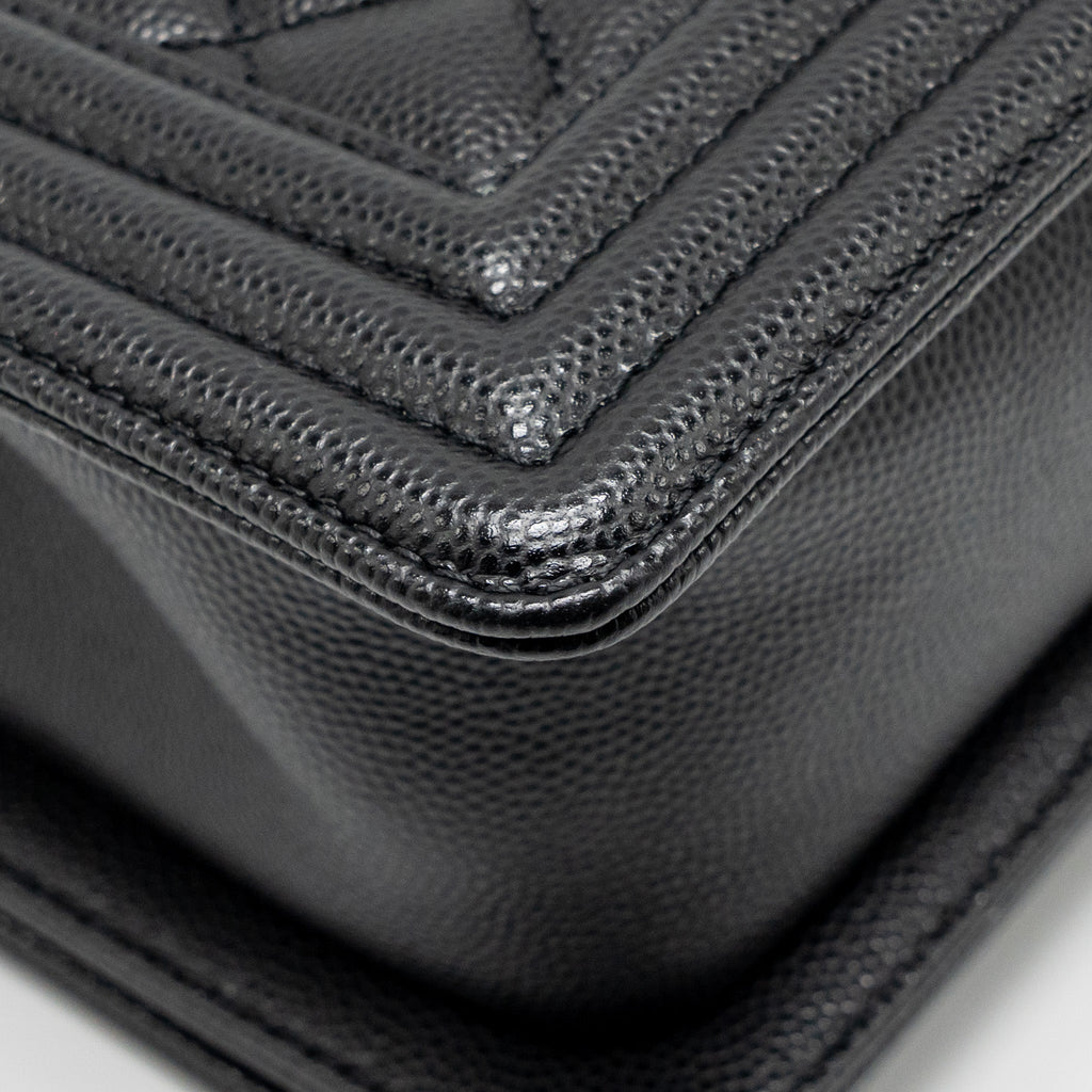 chanel-small-boy-bag-caviar-black-ghw-microchip-4