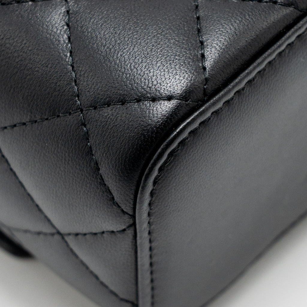 chanel-pearl-crush-mini-vanity-with-chain-lambskin-black-ghw-3