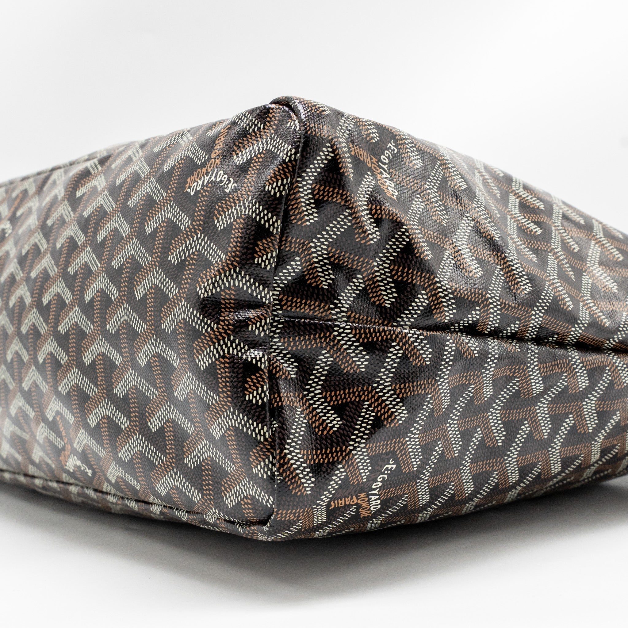 goyard-black