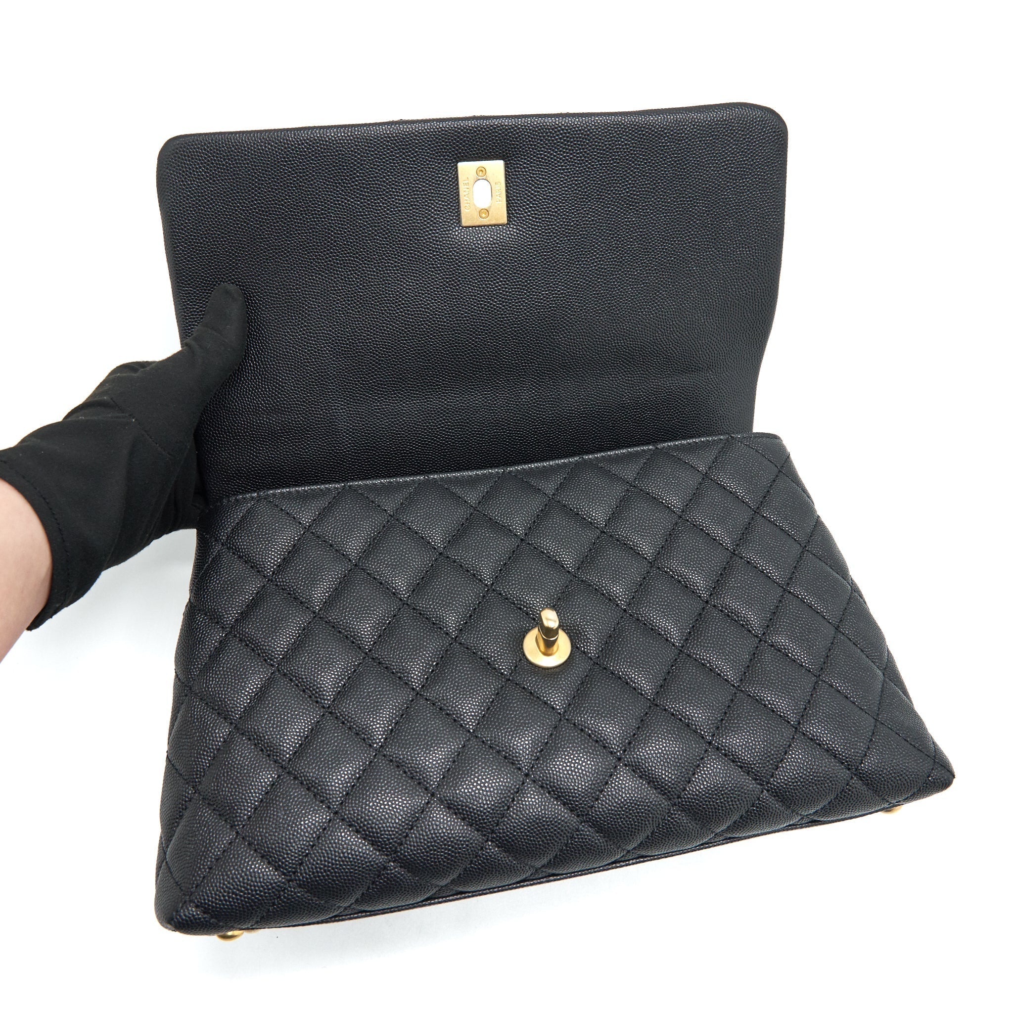 chanel-coco-handle-with-python-handle-1