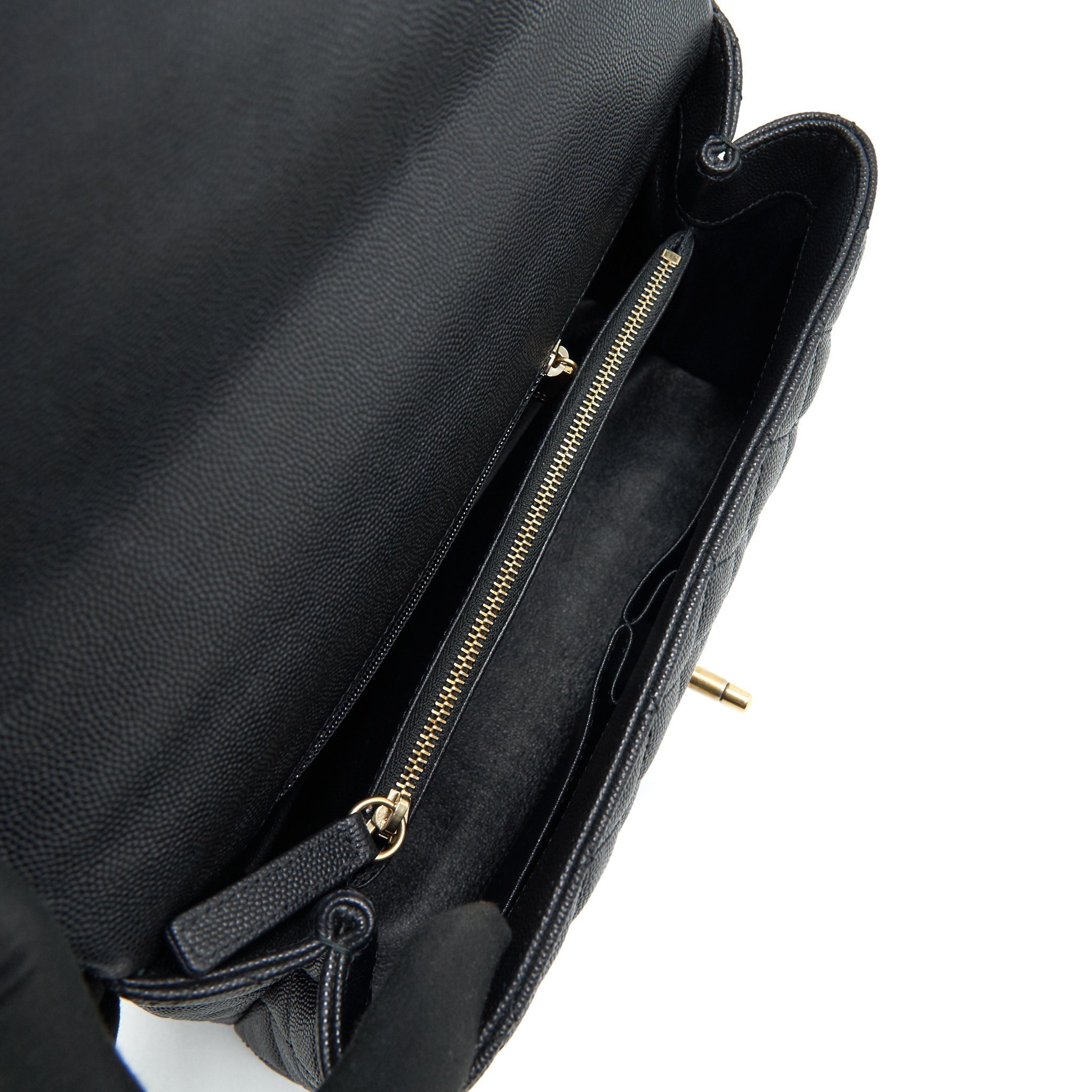 chanel-coco-handle-with-python-handle-1