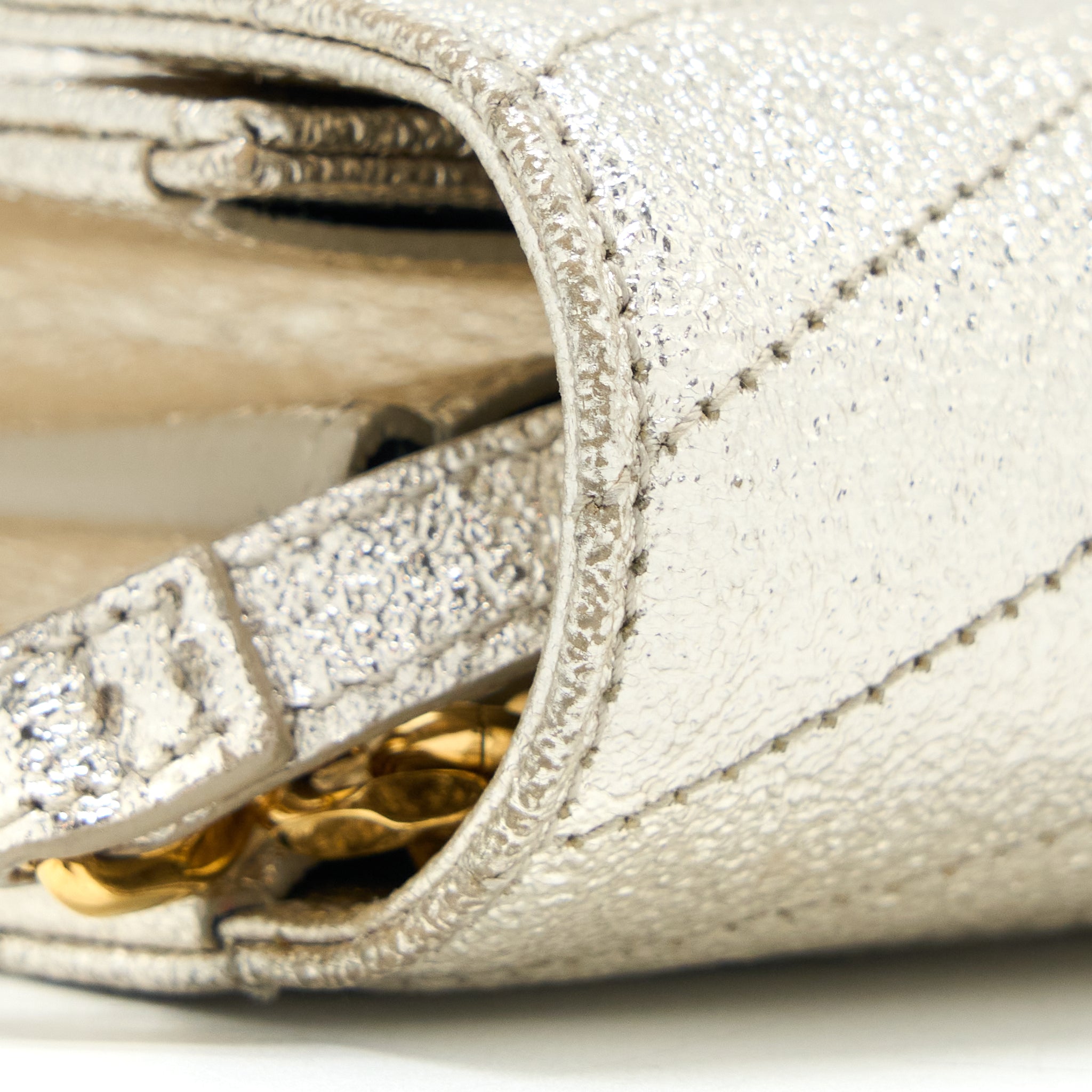 saint-laurent-ysl-envelop-chain-wallet-calfskin-gold-ghw