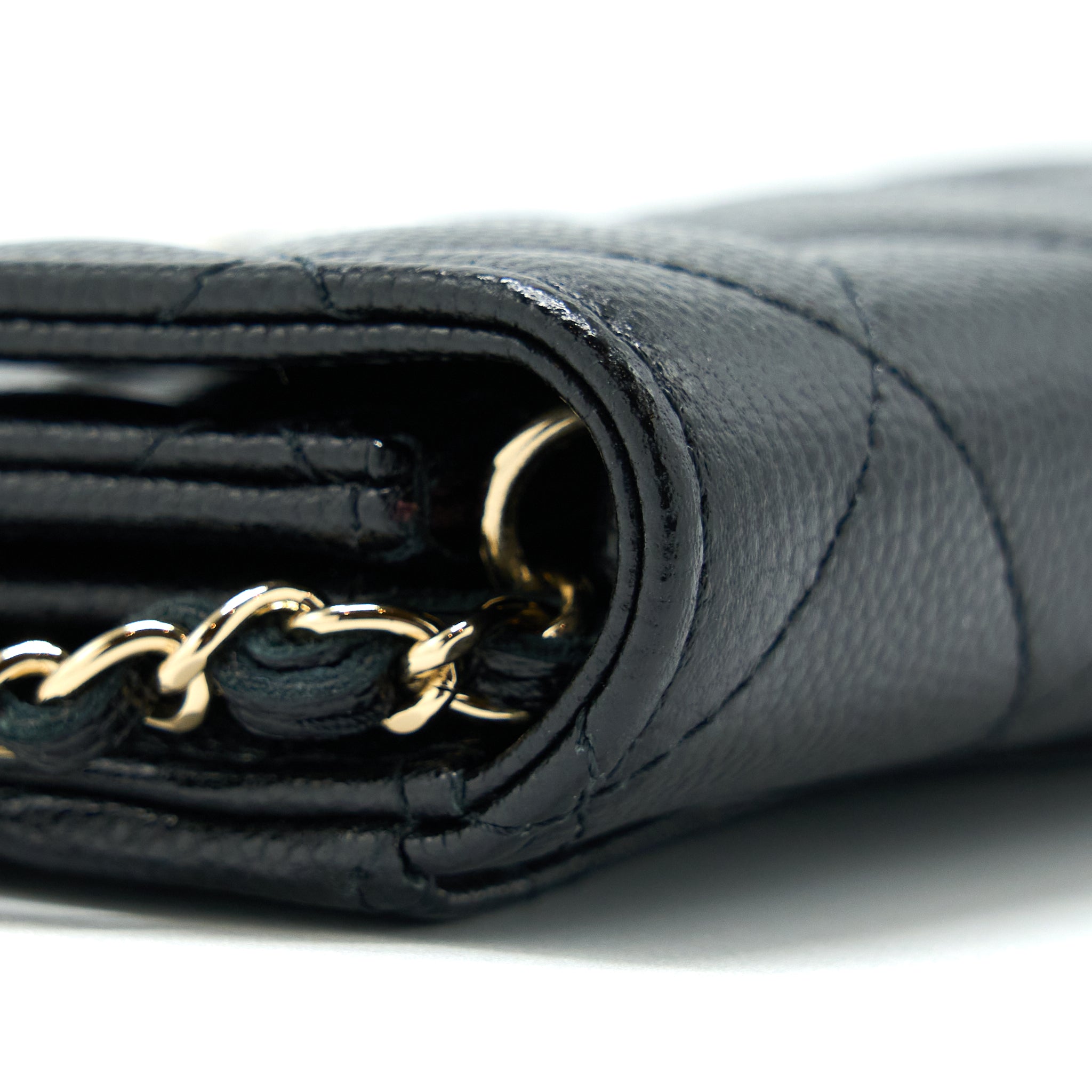 chanel-card-holder-on-chain-caviar-black-lghw-1