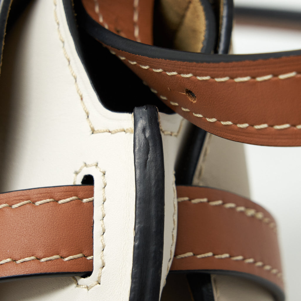 loewe-small-gate-bag-soft-calfskin-oat-white-multicolour