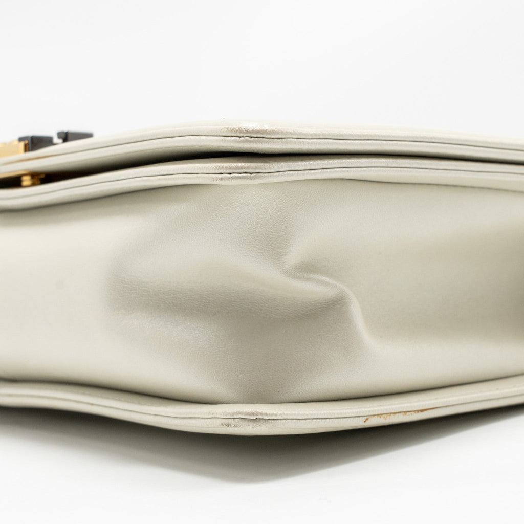 chanel-boy-bag-white