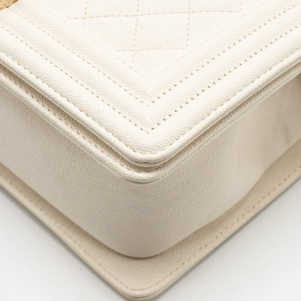 chanel-medium-boy-bag-caviar-white-lghw