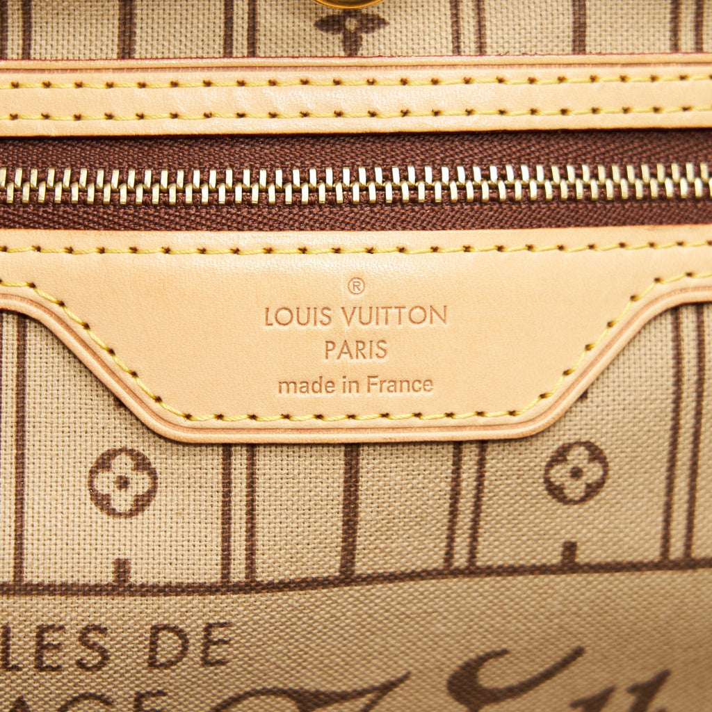 louis-vuitton-neverfull-gm-monogram-canvas-small-pouch-missing