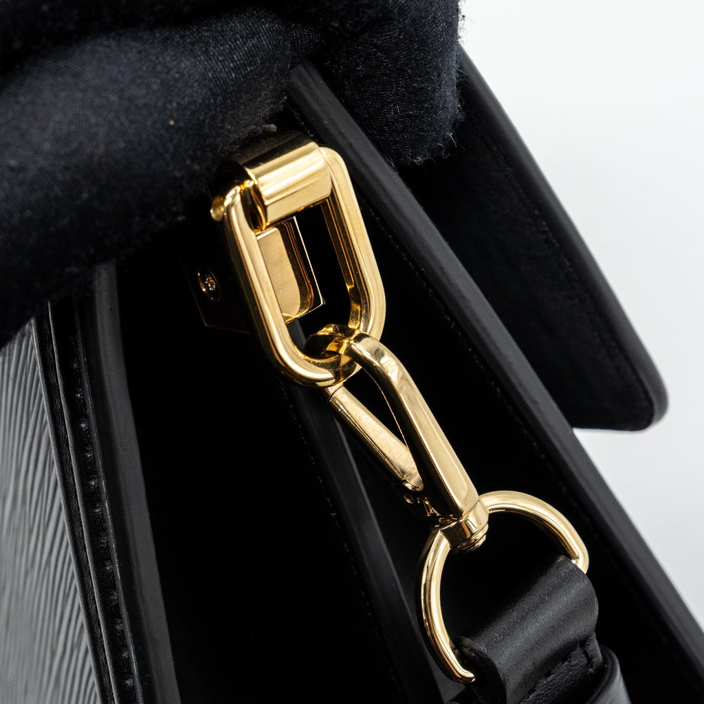 louis-vuitton-dauphine-mm-epi-black-ghw-1