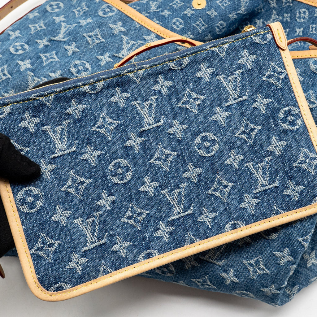 louis-vuitton-carryall-mm-monogram-denim-blue-ghw
