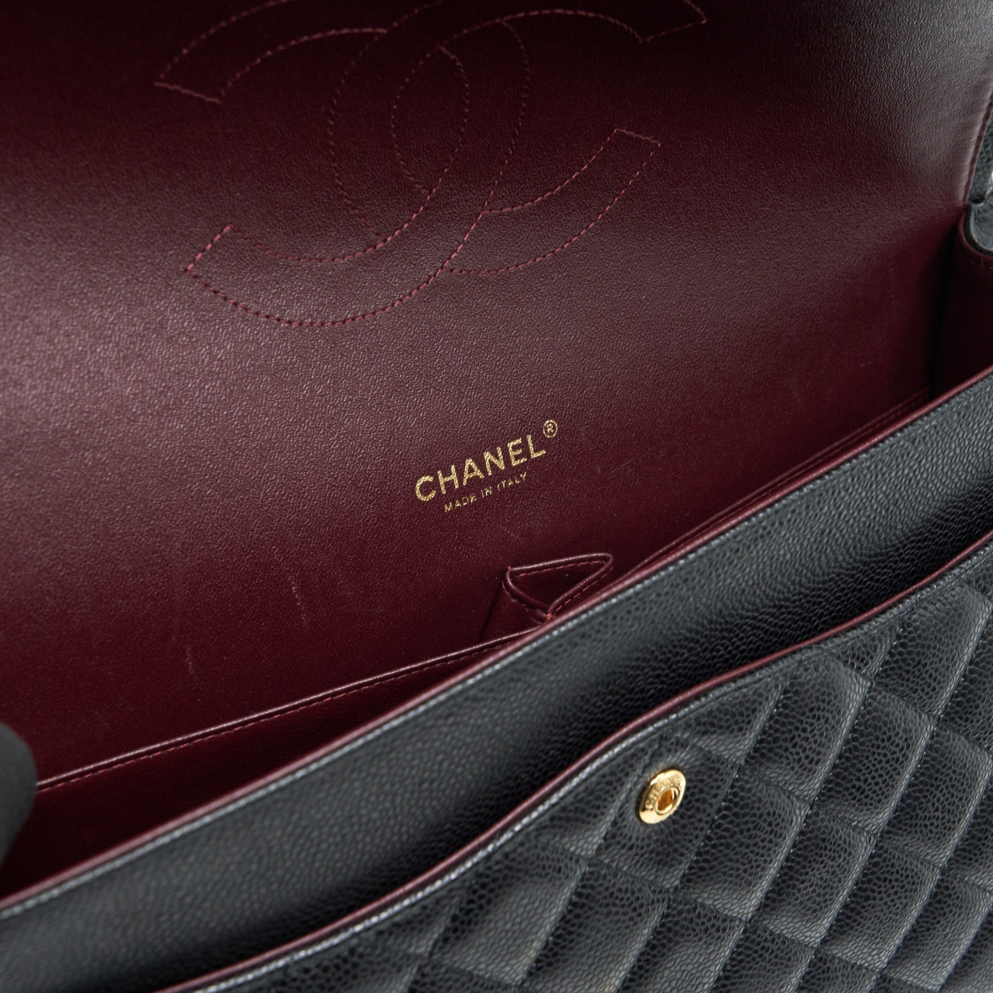 chanel-maxi-classic-double-flap-caviar-black-ghw-serial-21