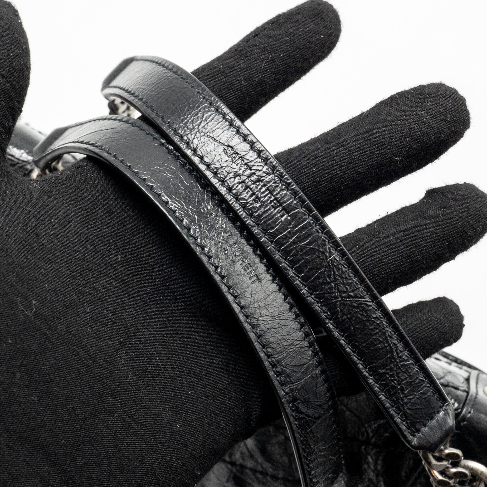 saint-laurent-ysl-medium-niki-calfskin-black-shw-3