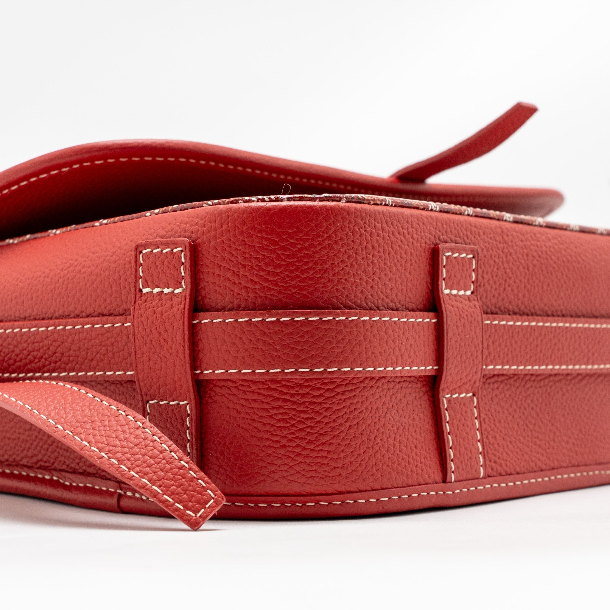 goyard-red