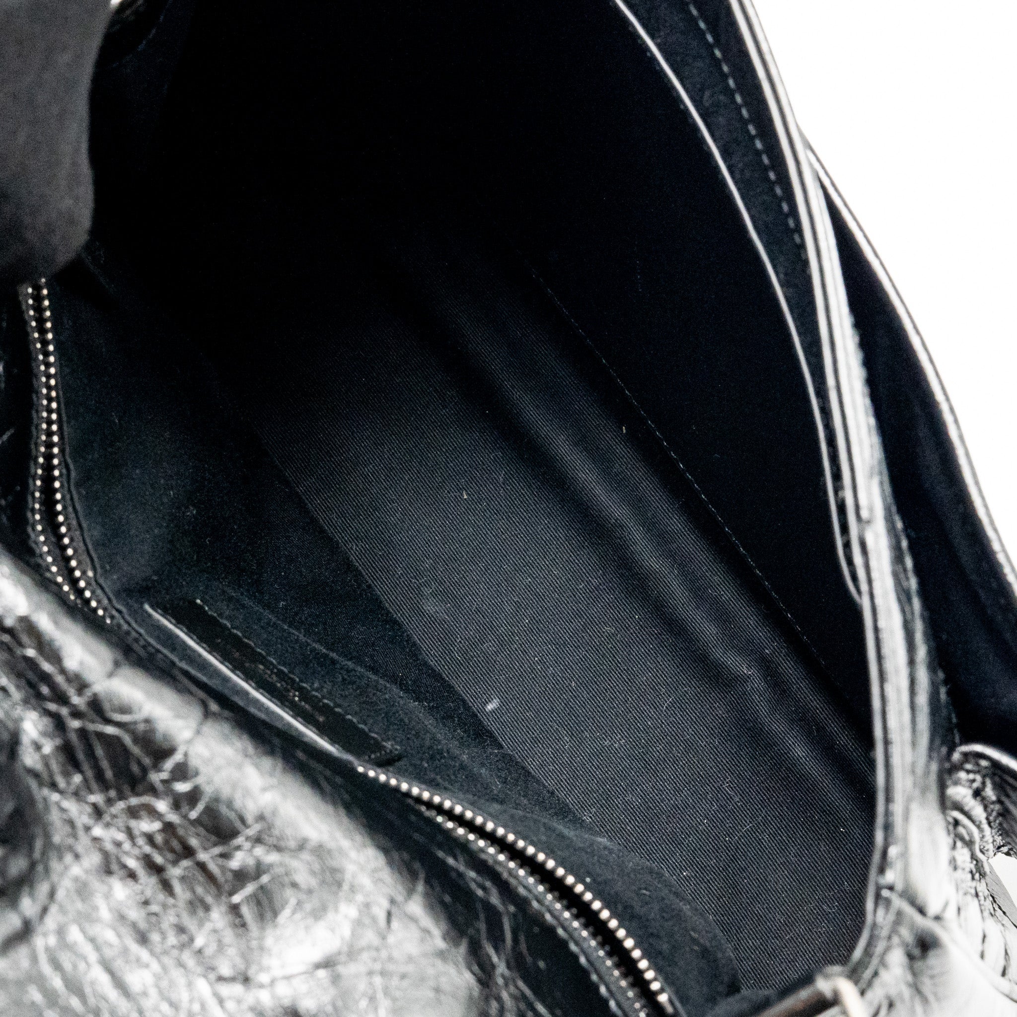saint-laurent-ysl-medium-niki-calfskin-black-shw-3