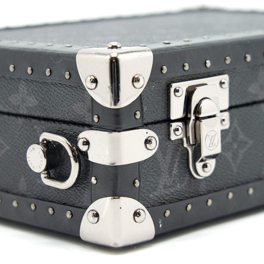 louis-vuitton-malle-trunk-box