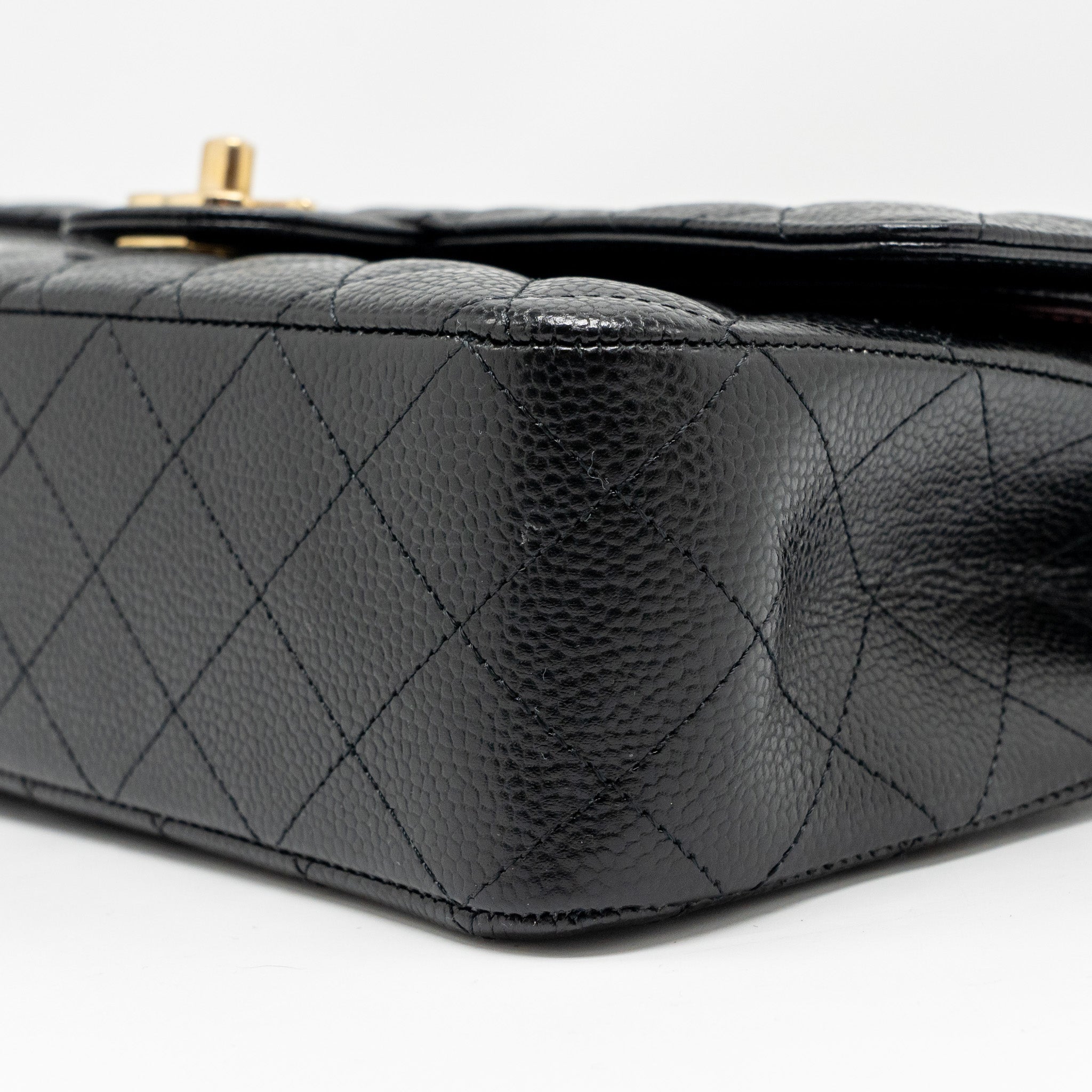 chanel-medium-classic-double-flap-bag-caviar-black-ghw-microchip-10