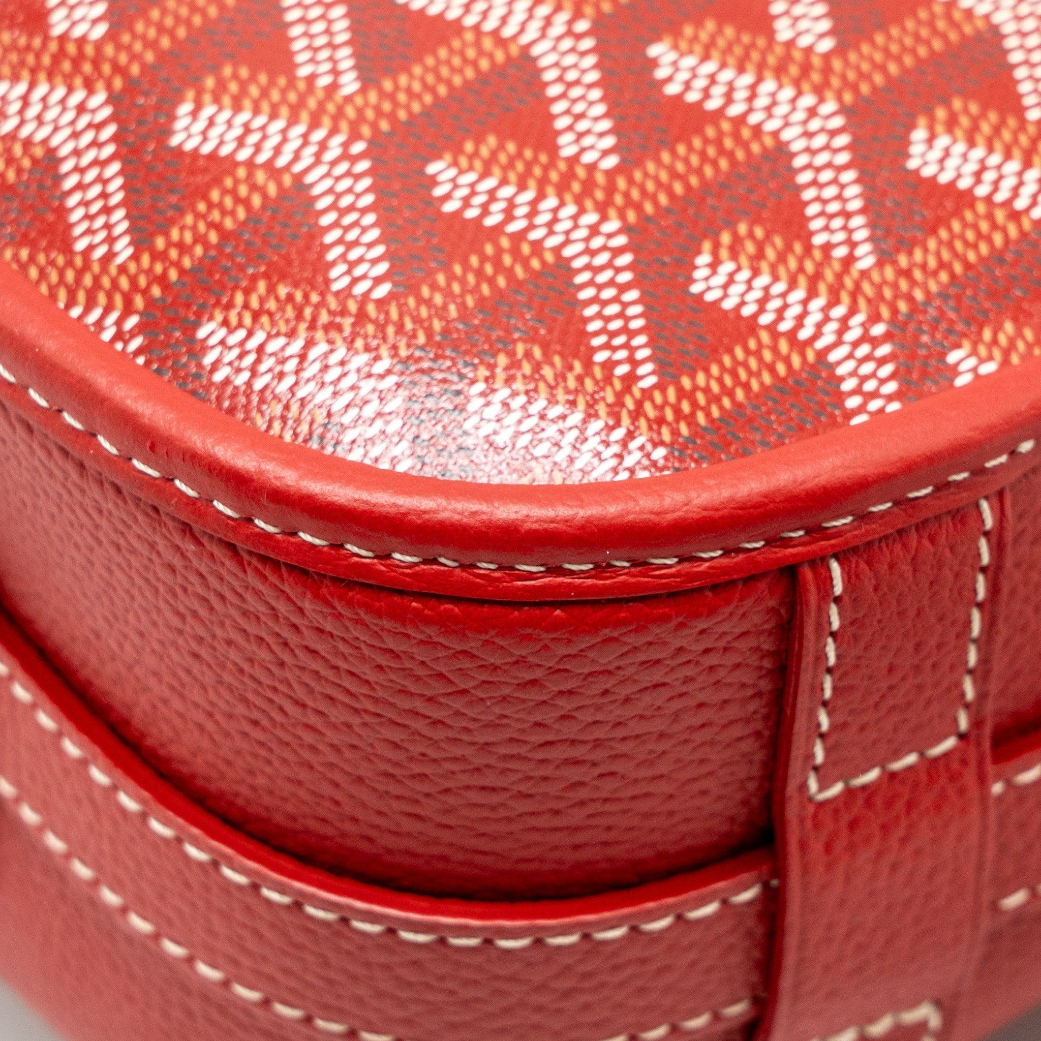 goyard-red