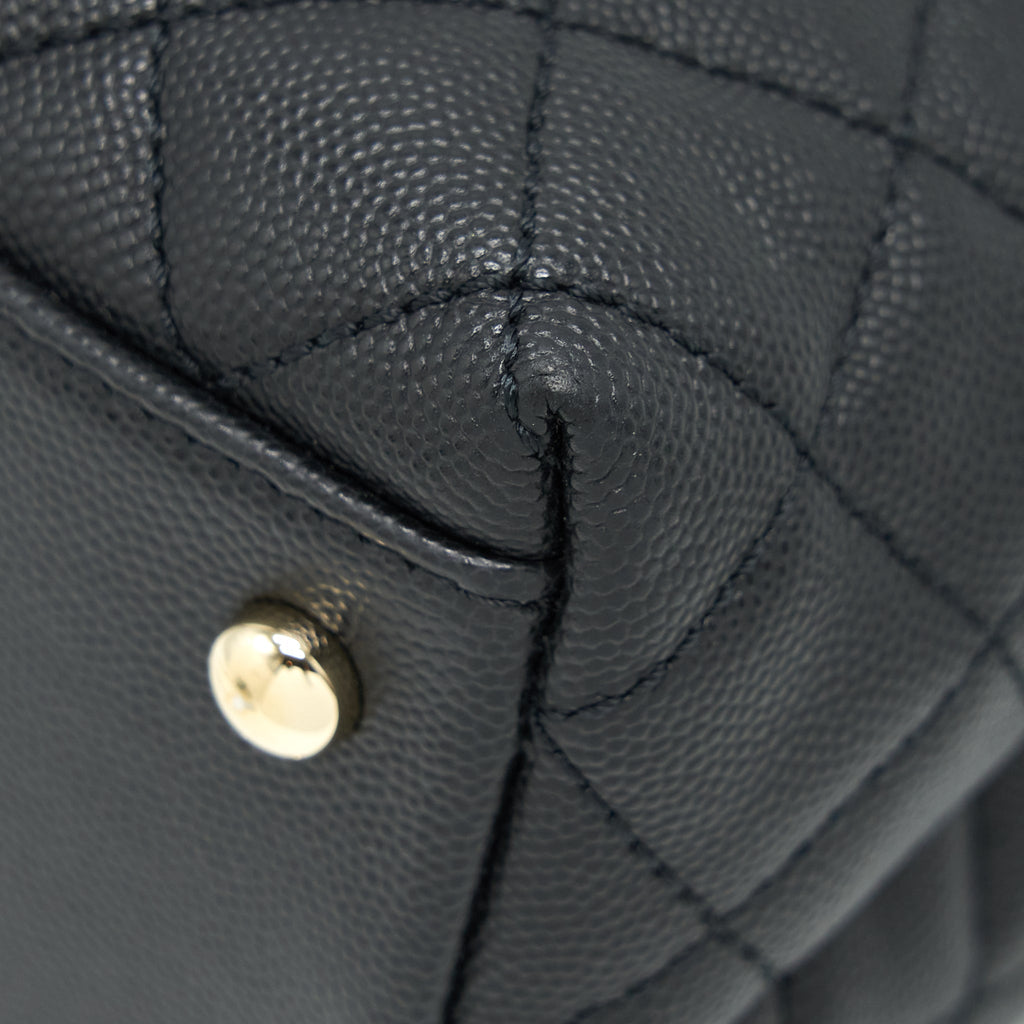chanel-medium-coco-handle-28cm-caviar-black-lghw
