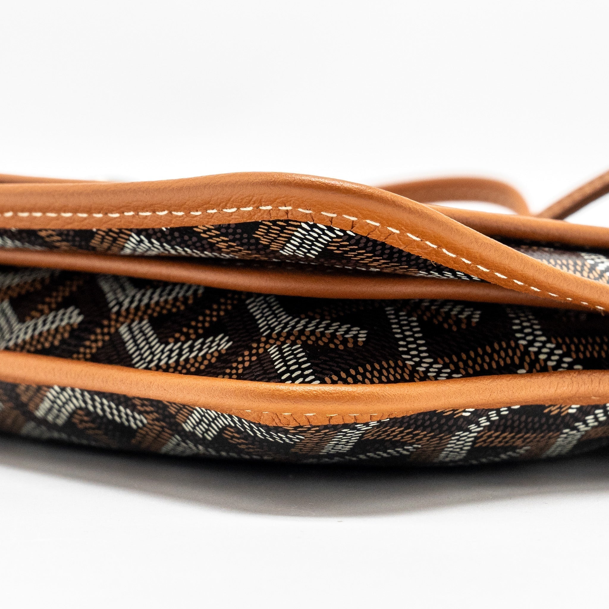goyard-portefeuille-pochette-plumet-goyardine-canvas-leather-noir-naturel-shw
