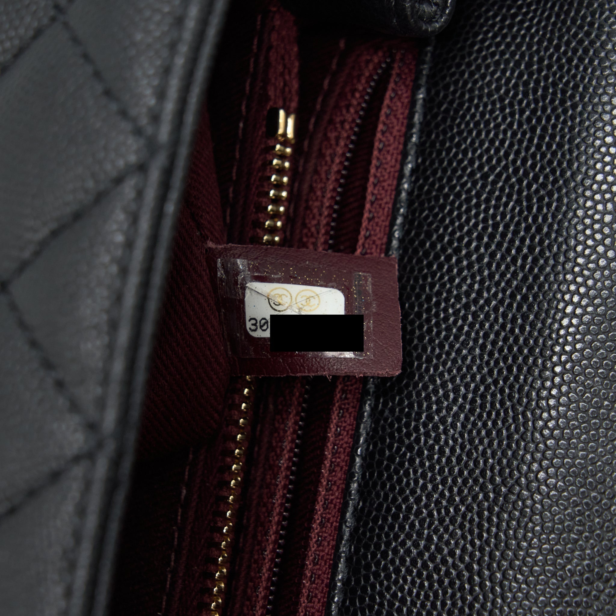 chanel-medium-coco-handle-28cm-caviar-black-lghw