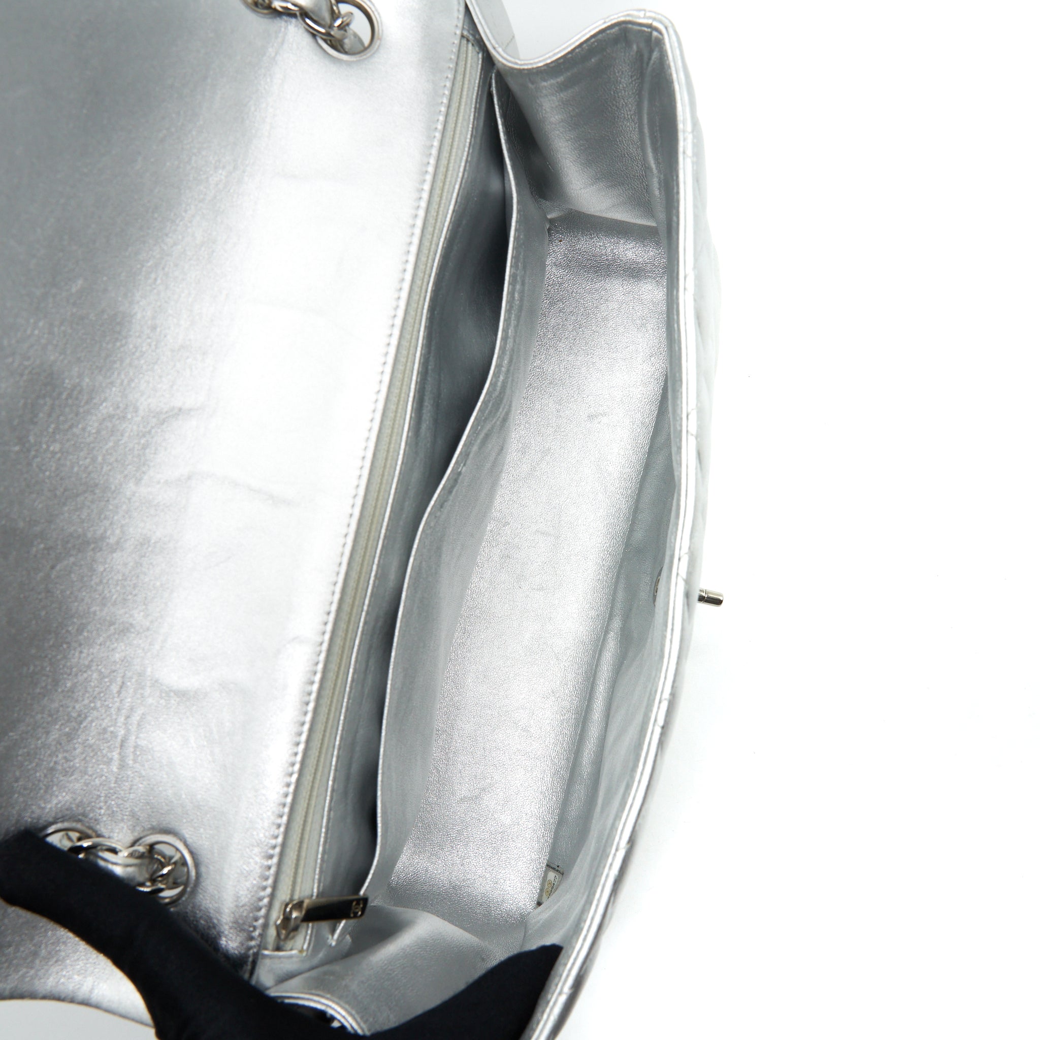 chanel-maxi-classic-double-flap-bag-lambskin-sliver-shw