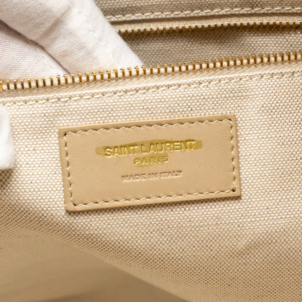 saint-laurent-ysl-icare-maxi-quilted-tote-bag-nubuck-suede-beige-ghw