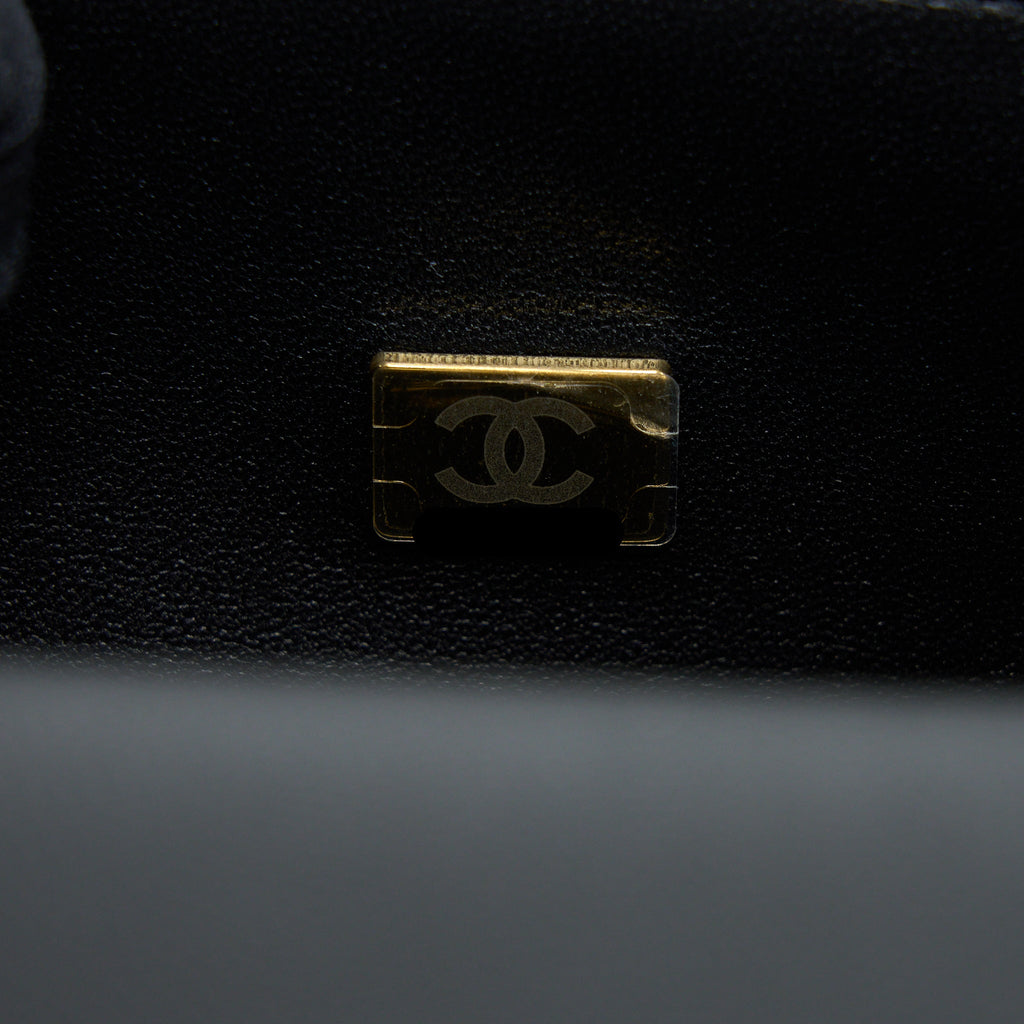 chanel-small-boy-caviar-black-brushed-ghw-microchip