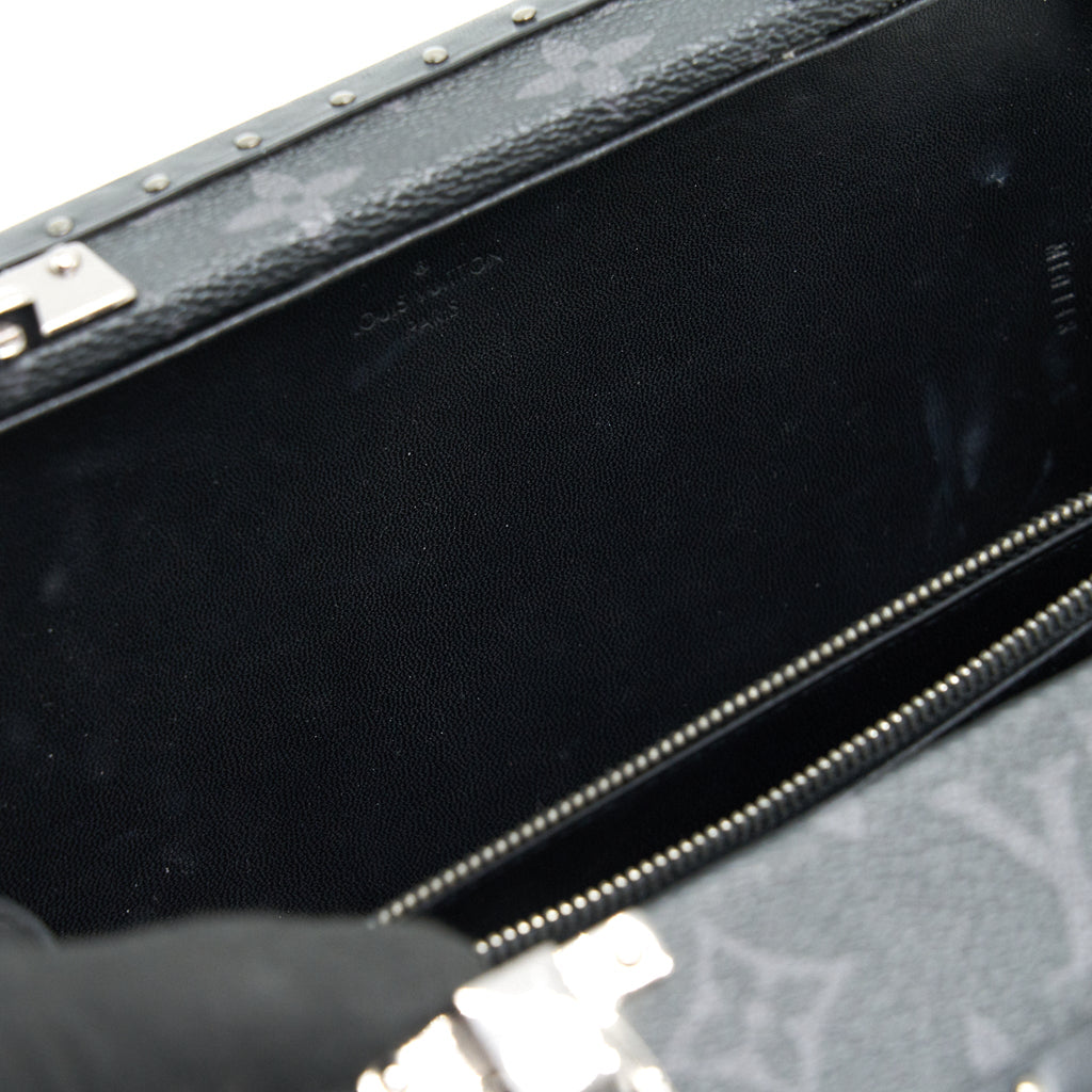 louis-vuitton-malle-trunk-box