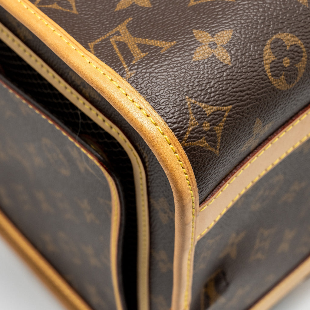 louis-vuitton-dog-bag-monogram-canvas-ghw