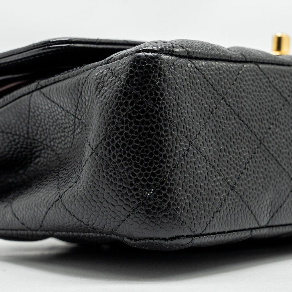 chanel-medium-classic-double-flap-bag-caviar-black-ghw-23