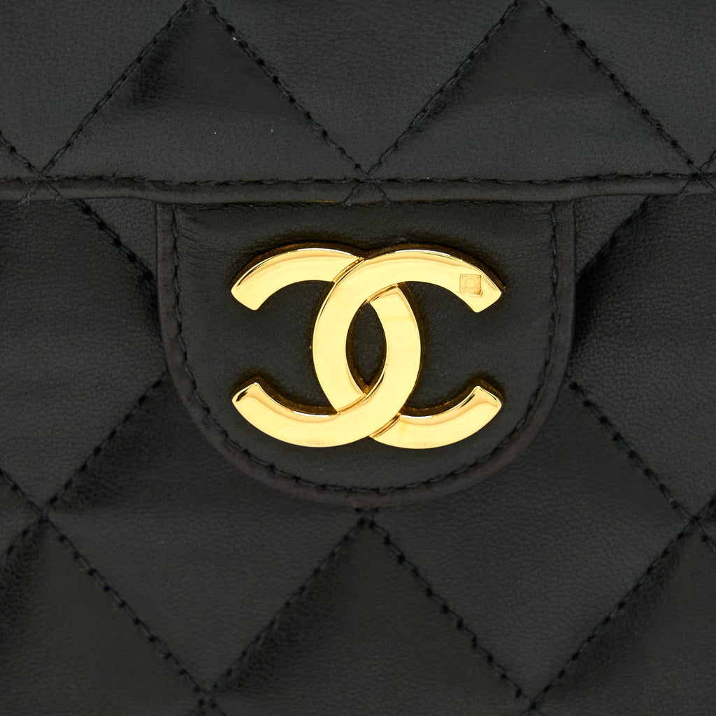 chanel-vintage-flap-bag-lambskin-black-ghw