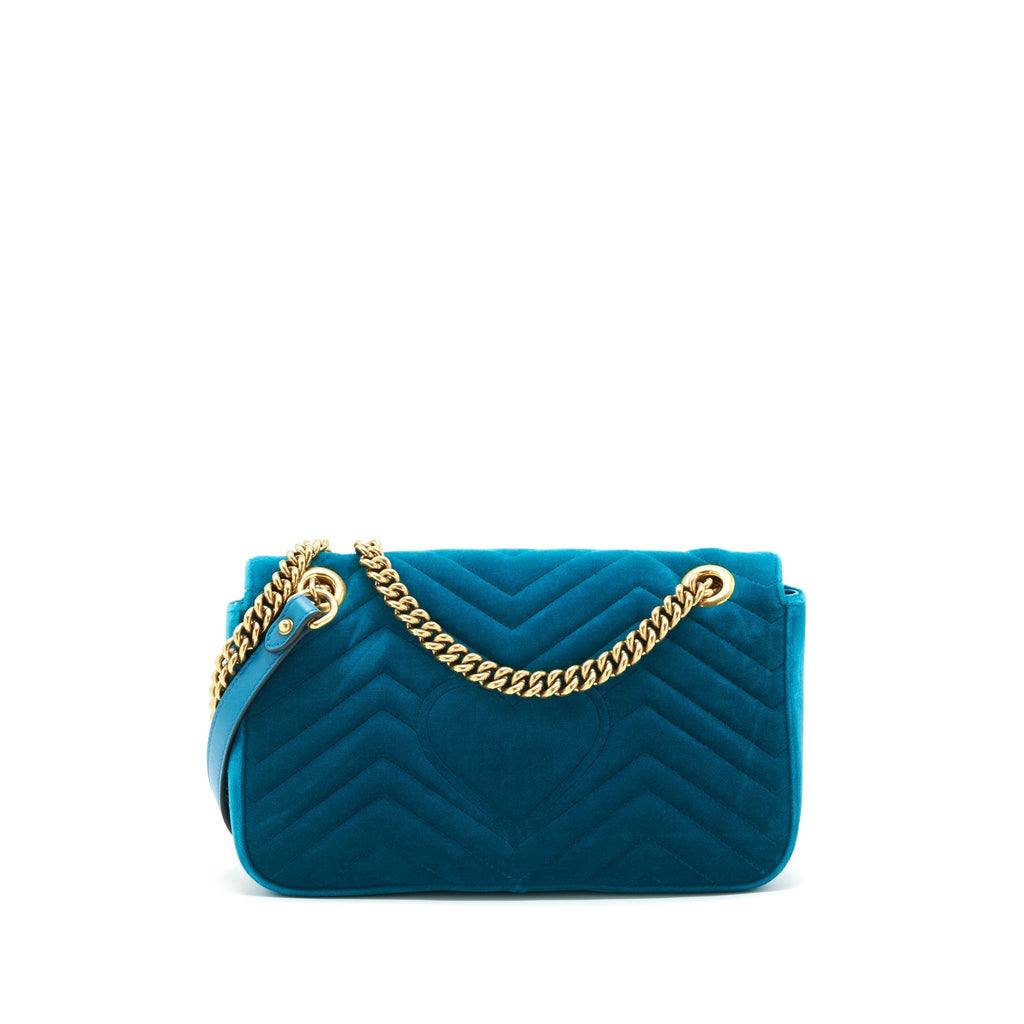 gucci-mini-marmont-flap-bag-velvet-green