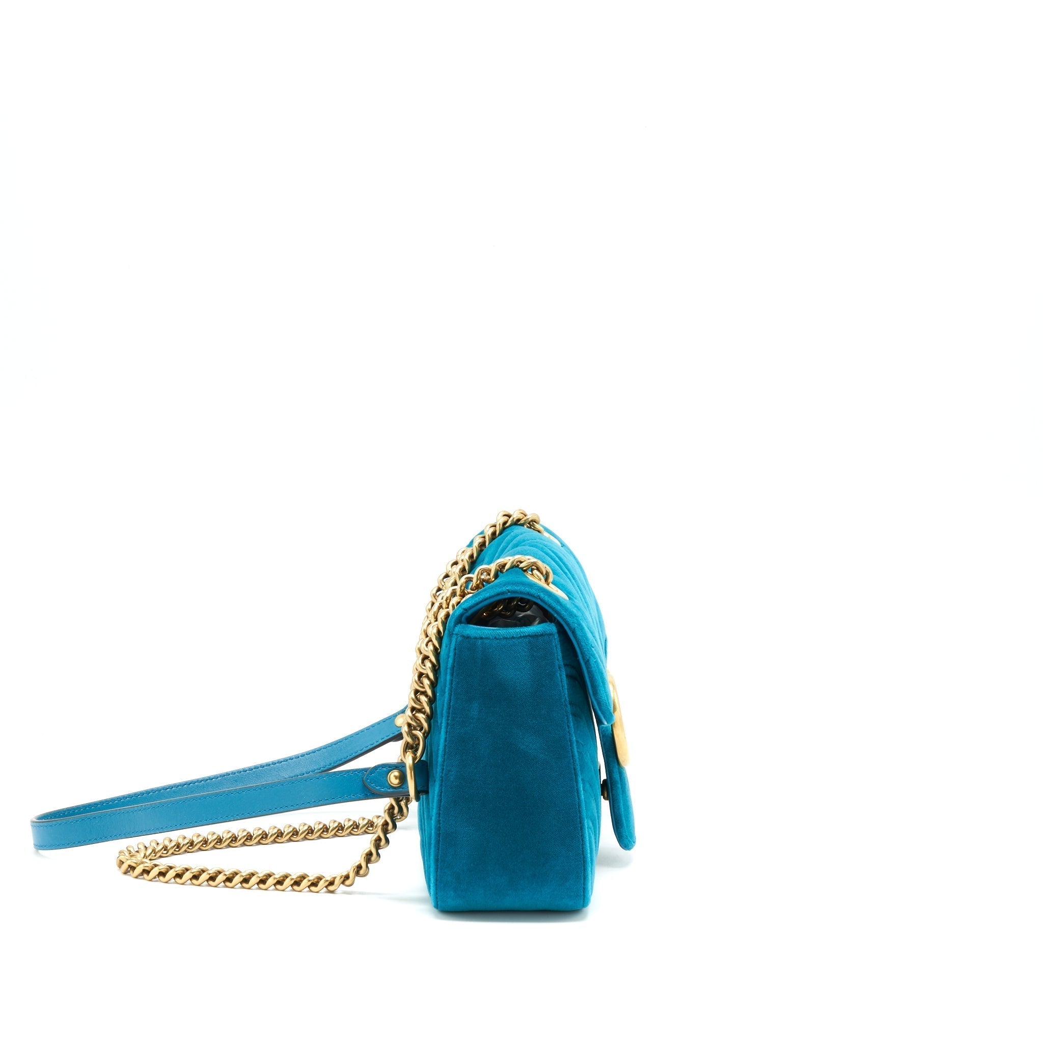 gucci-mini-marmont-flap-bag-velvet-green