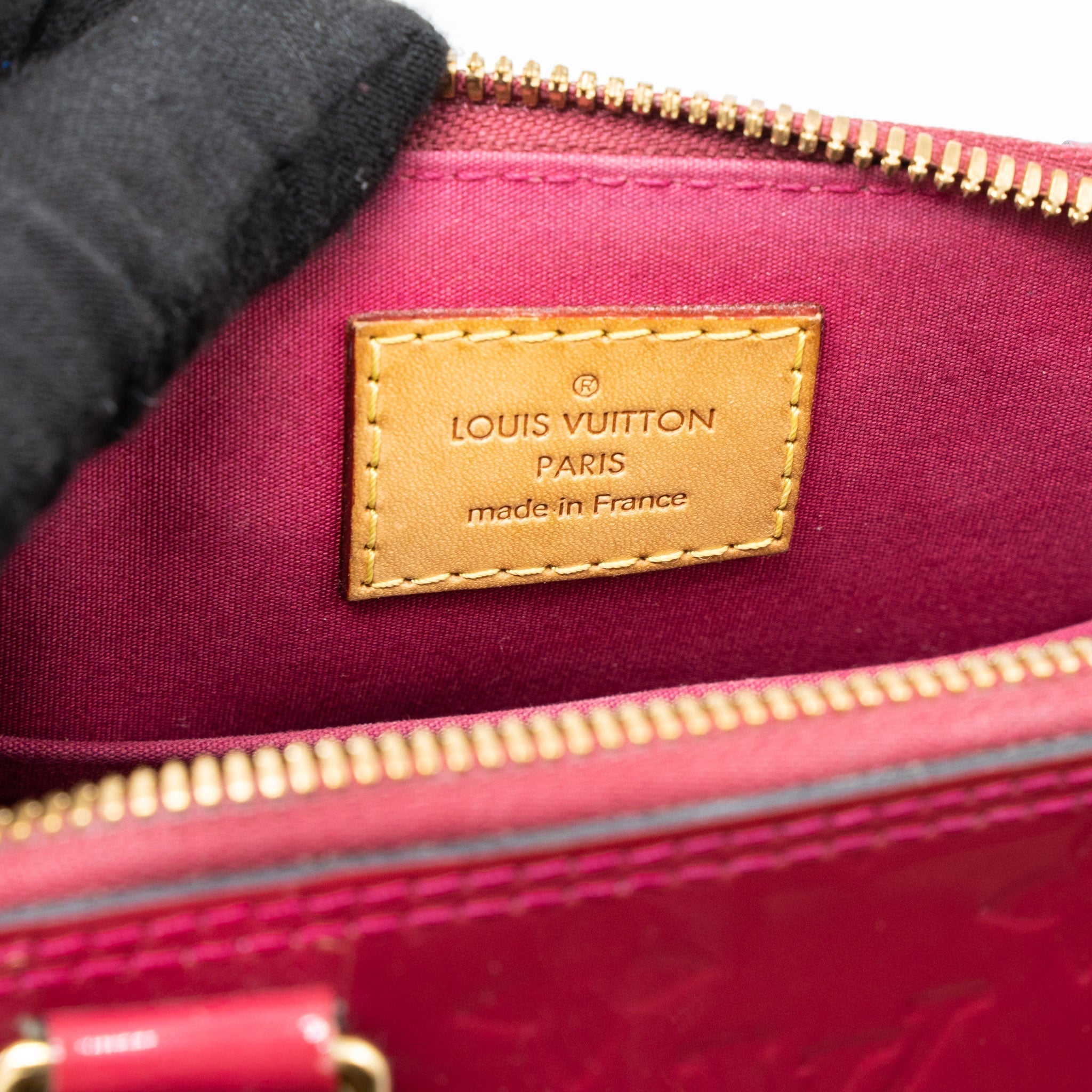 louis-vuitton-alma-bb-monogram-vernis-pink-ghw
