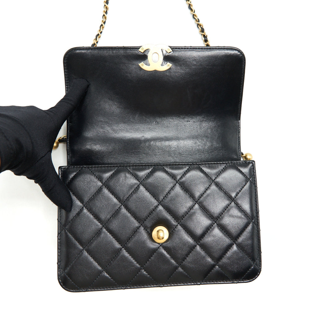 chanel-21a-gold-crush-flap-bag-calfskin-black-ghw-microchip