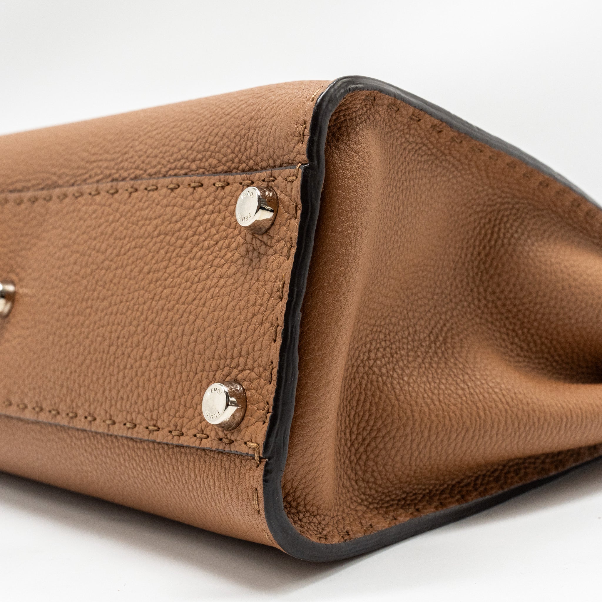 fendi-medium-peekaboo-tote-bag-grained-calfskin-caramel-shw-2