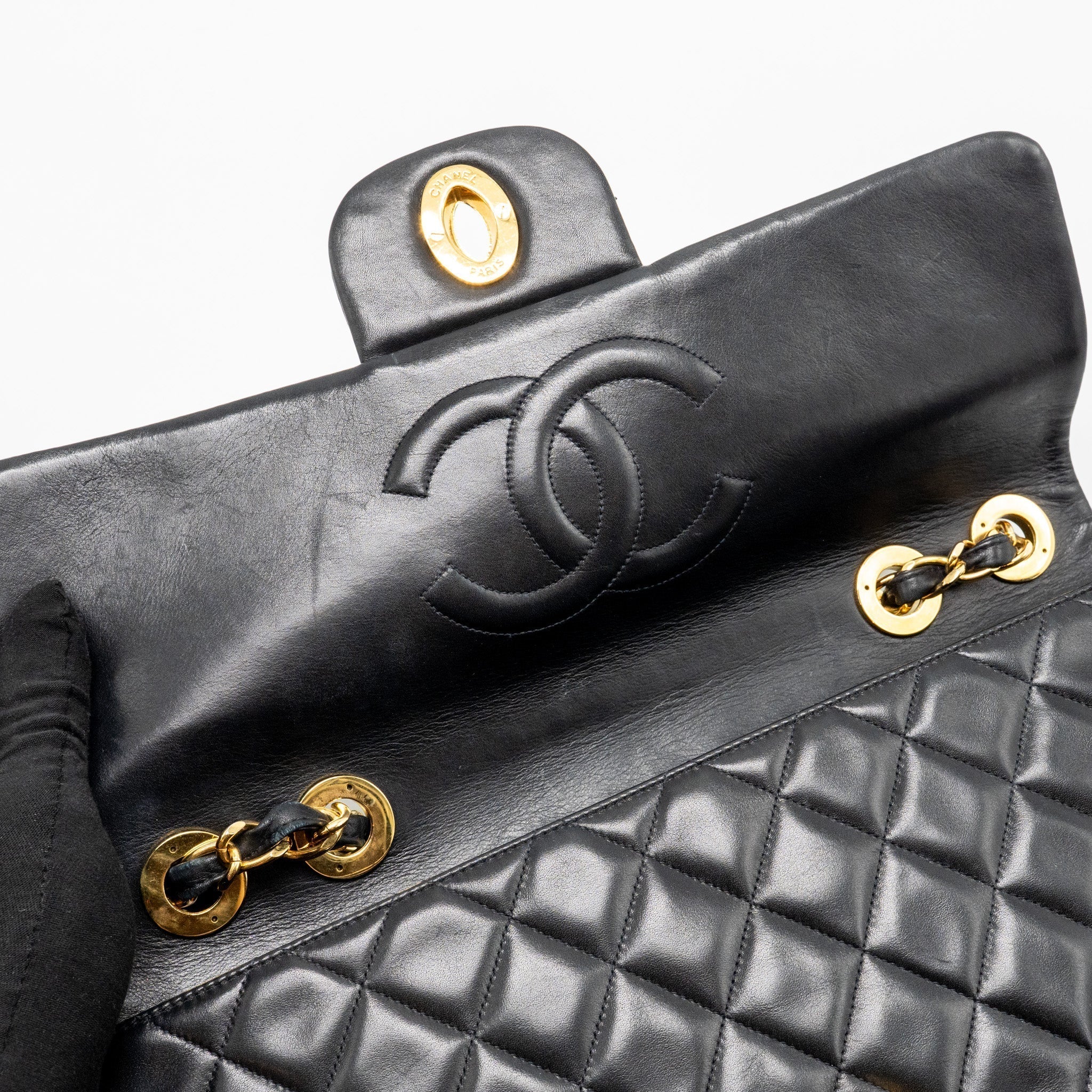 chanel-vintage-classic-flap-jumbo-bag-lambskin-black-ghw