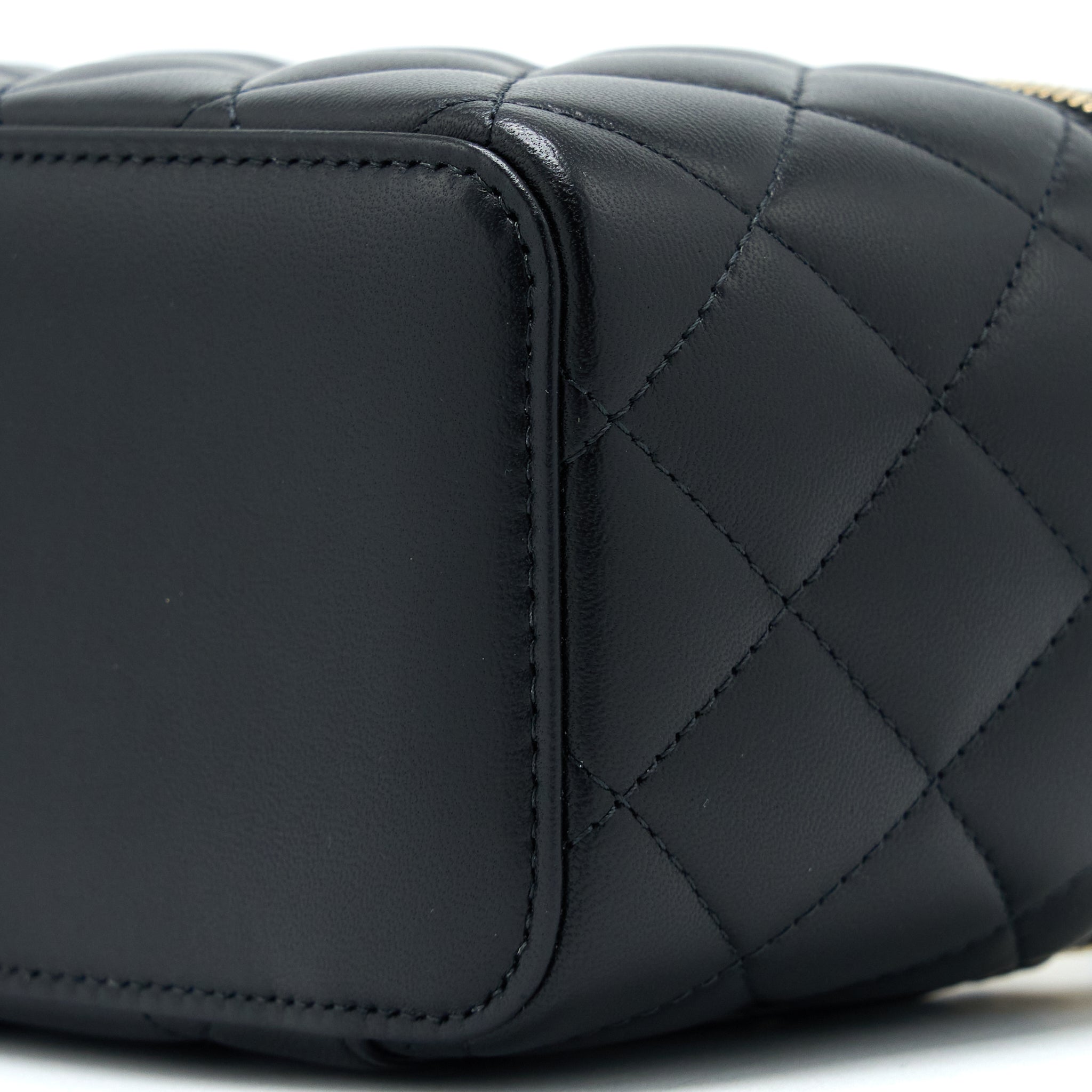 chanel-pearl-crush-long-vanity-lambskin-black-ghw