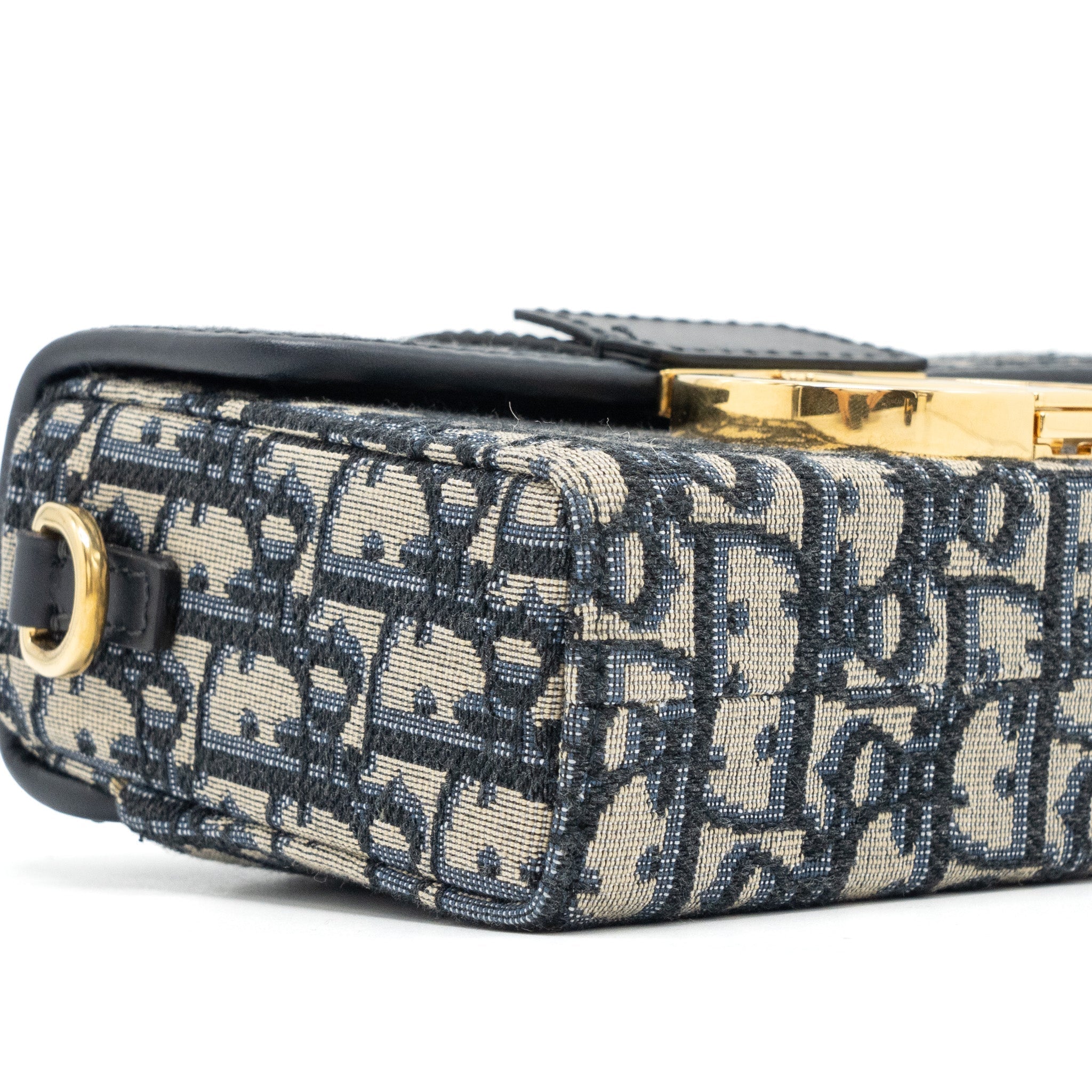dior-30-montaigne-box-blue-oblique-jacquard-ghw