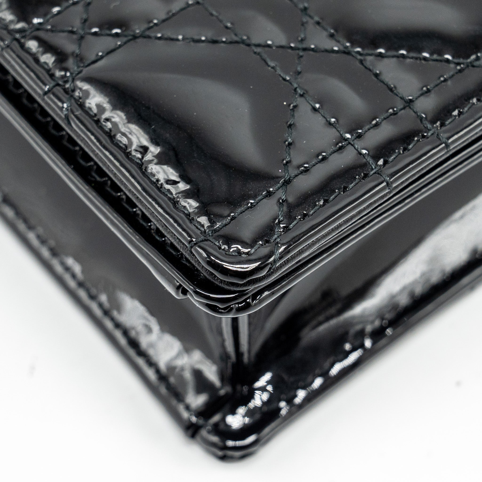 dior-lady-dior-pouch-wallet-on-chain-patent-black-lghw